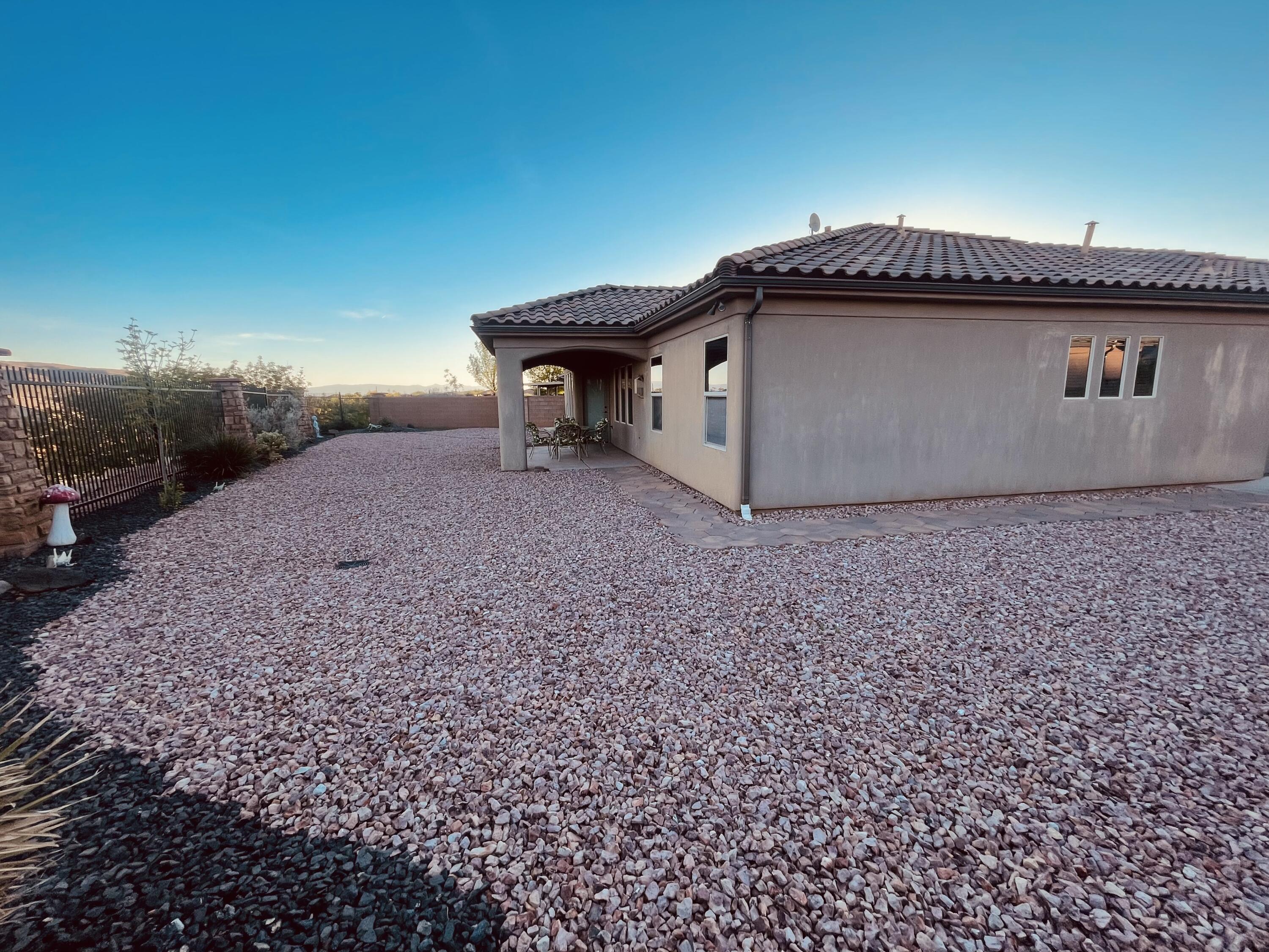 SIENNA HEIGHTS - Residential