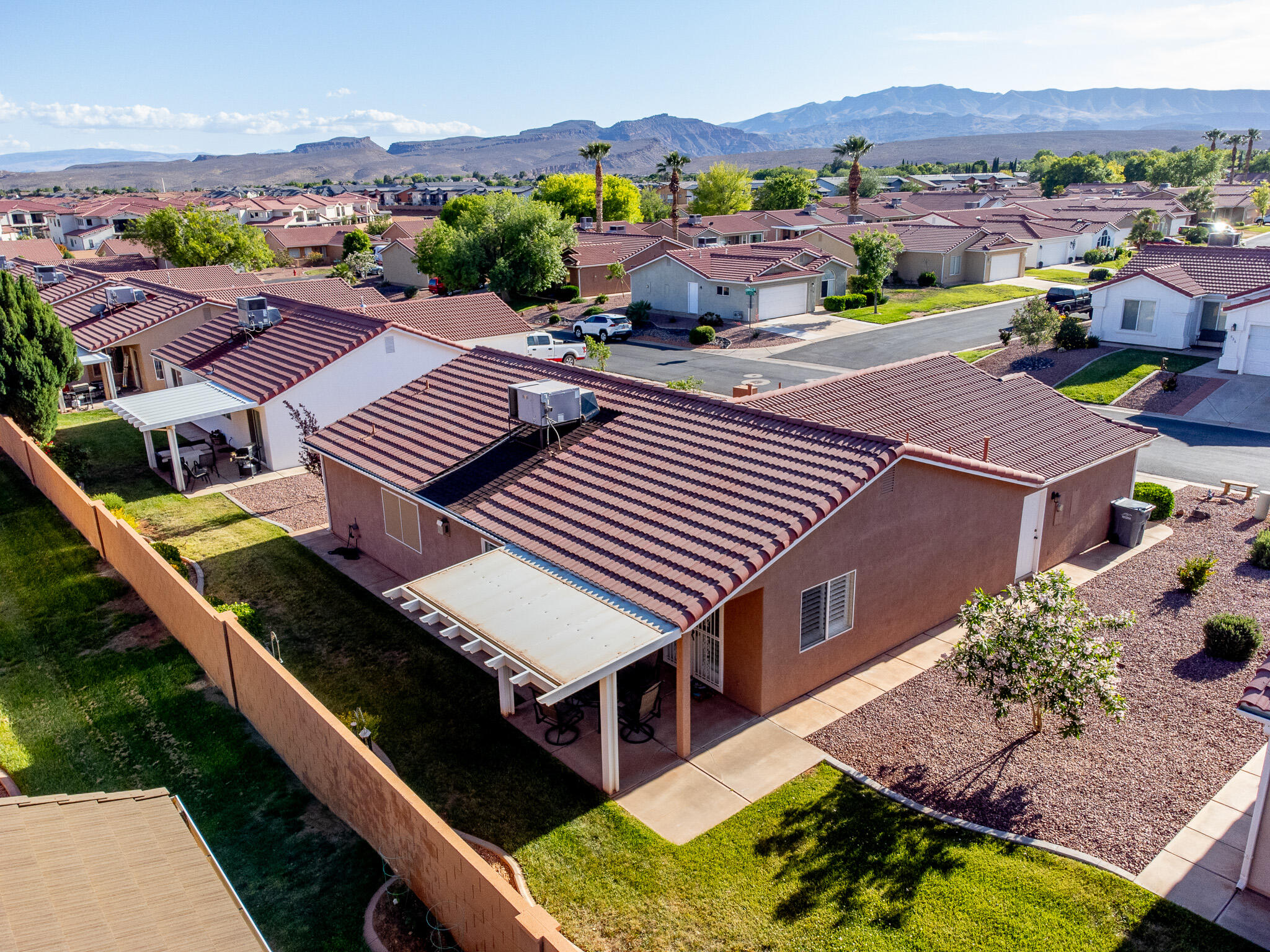 PADRE LAKES TOWNHOMES - Residential