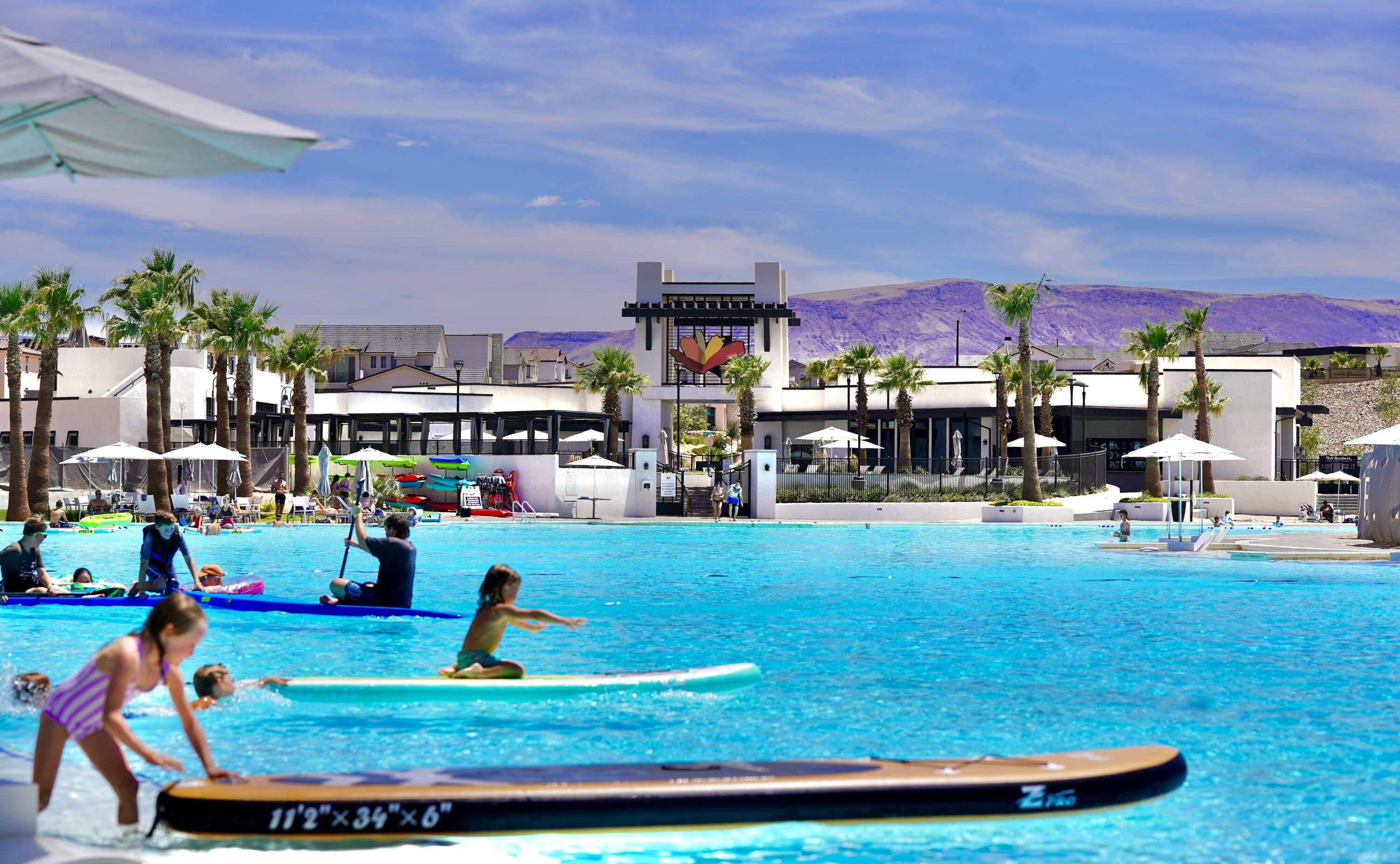 DESERT COLOR RESORT - Residential