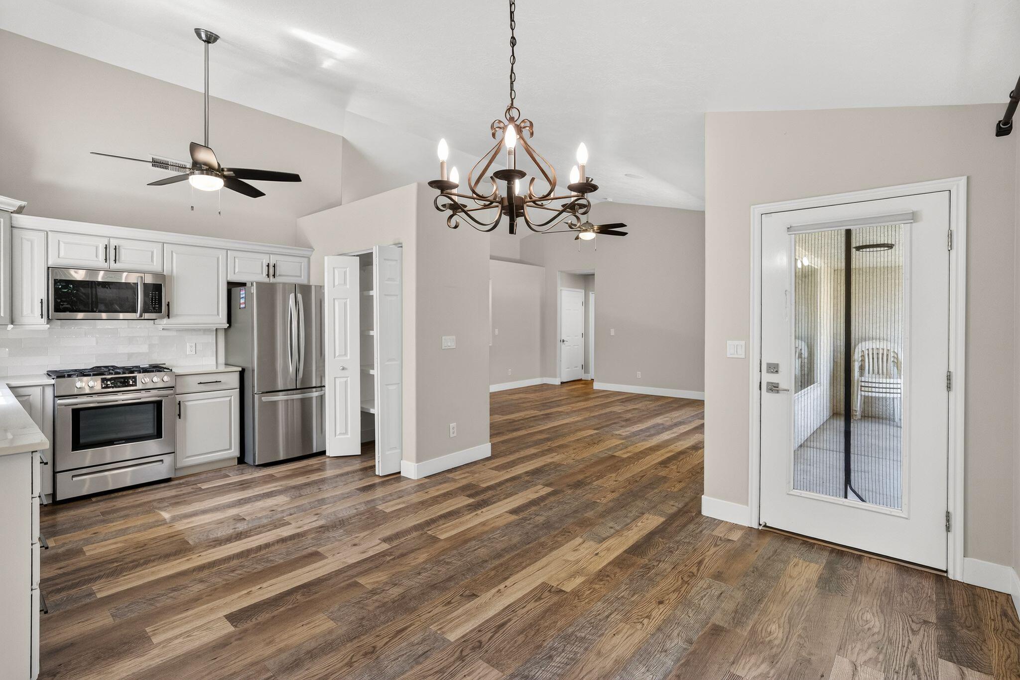 SPRINGFIELD TH - Residential
