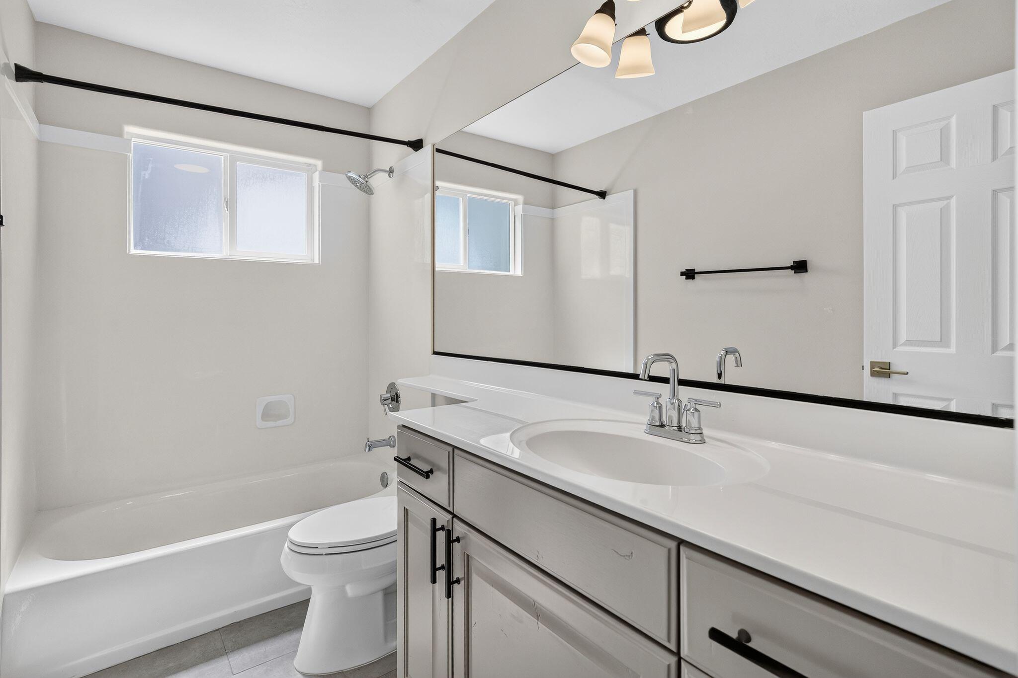 SPRINGFIELD TH - Residential