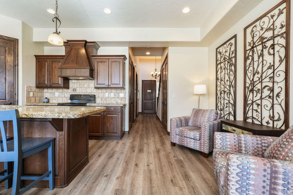 CORAL RIDGE TOWNHOMES - Residential