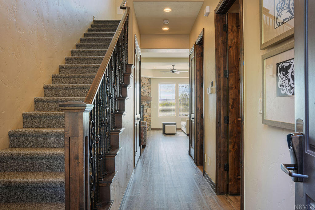 CORAL RIDGE TOWNHOMES - Residential