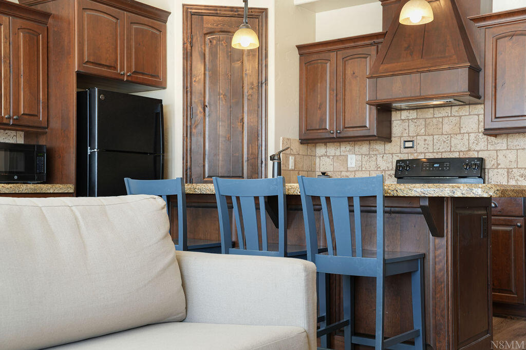 CORAL RIDGE TOWNHOMES - Residential