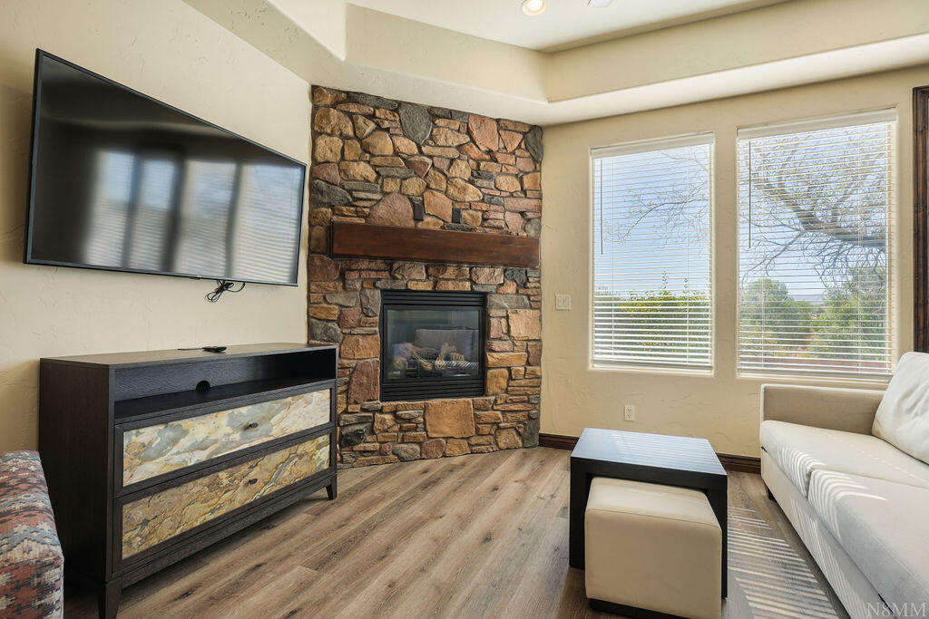 CORAL RIDGE TOWNHOMES - Residential