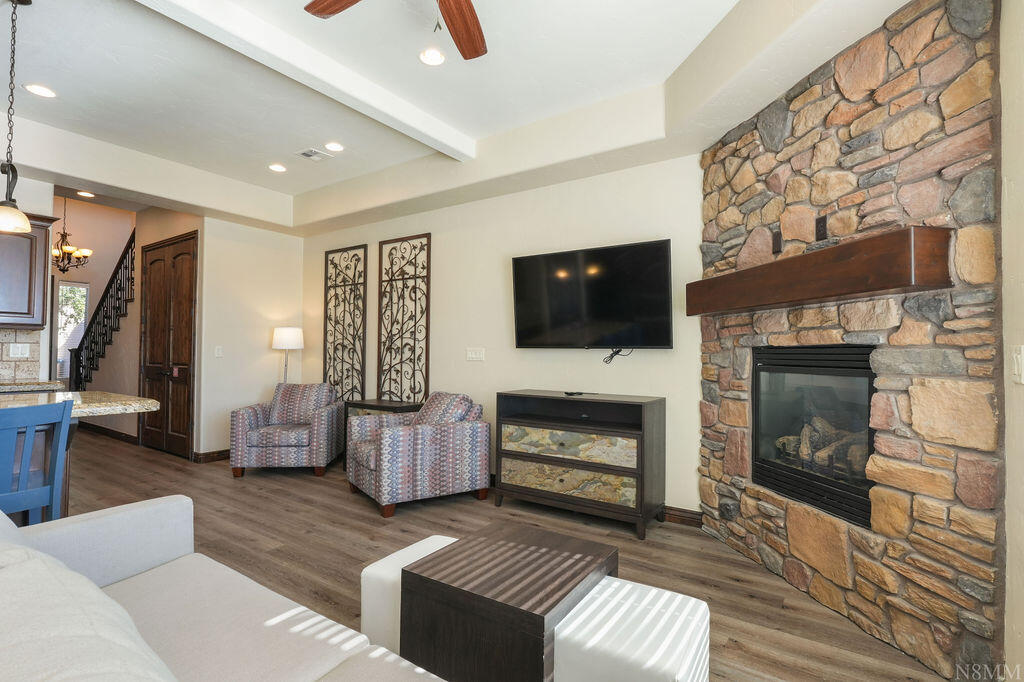 CORAL RIDGE TOWNHOMES - Residential