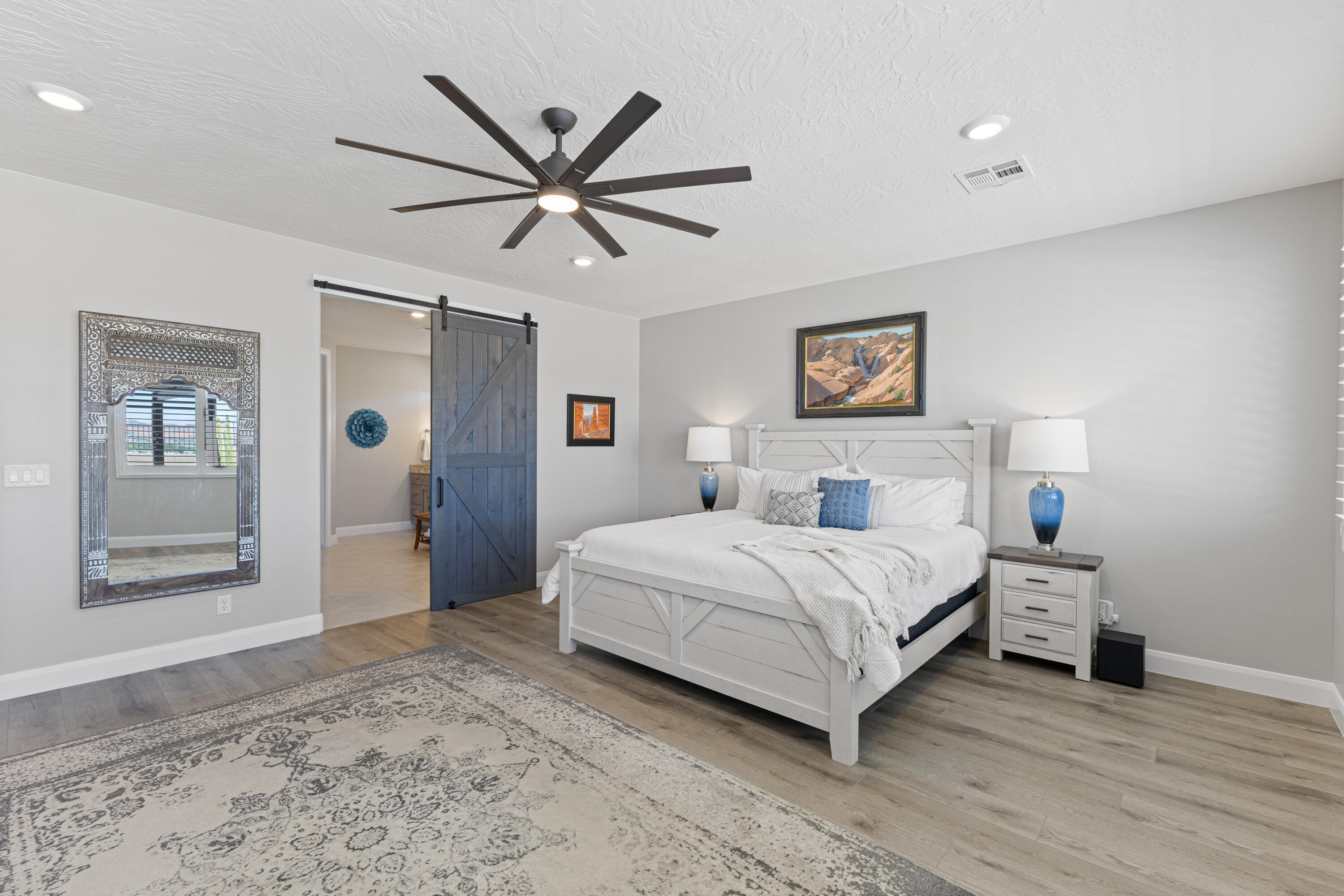 VIEWS AT CORAL CANYON - Residential