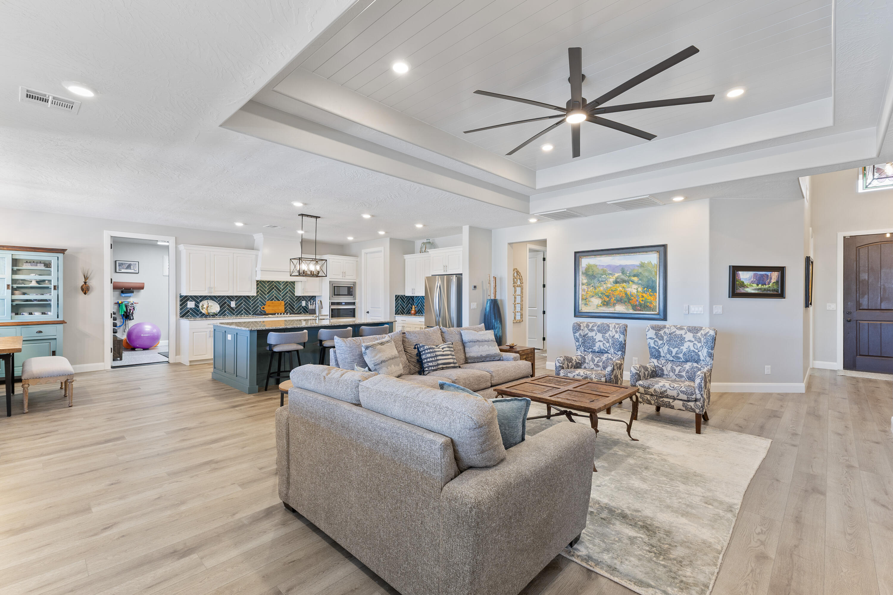 VIEWS AT CORAL CANYON - Residential