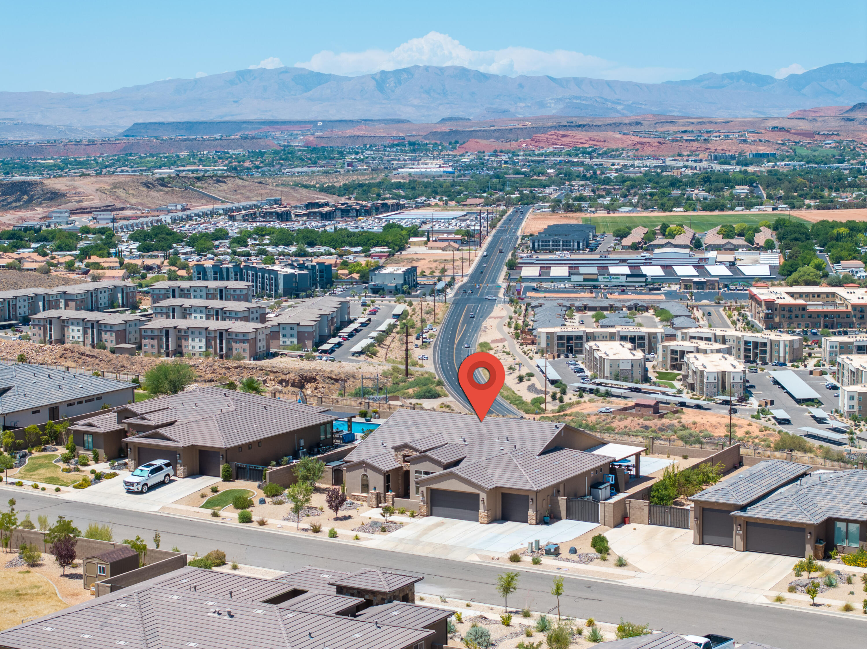 VIEWS AT CORAL CANYON - Residential