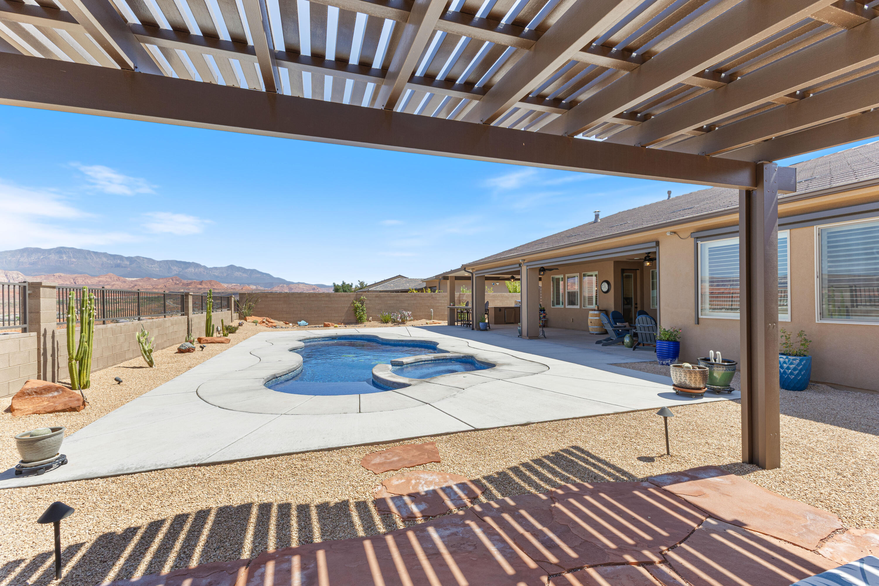 VIEWS AT CORAL CANYON - Residential