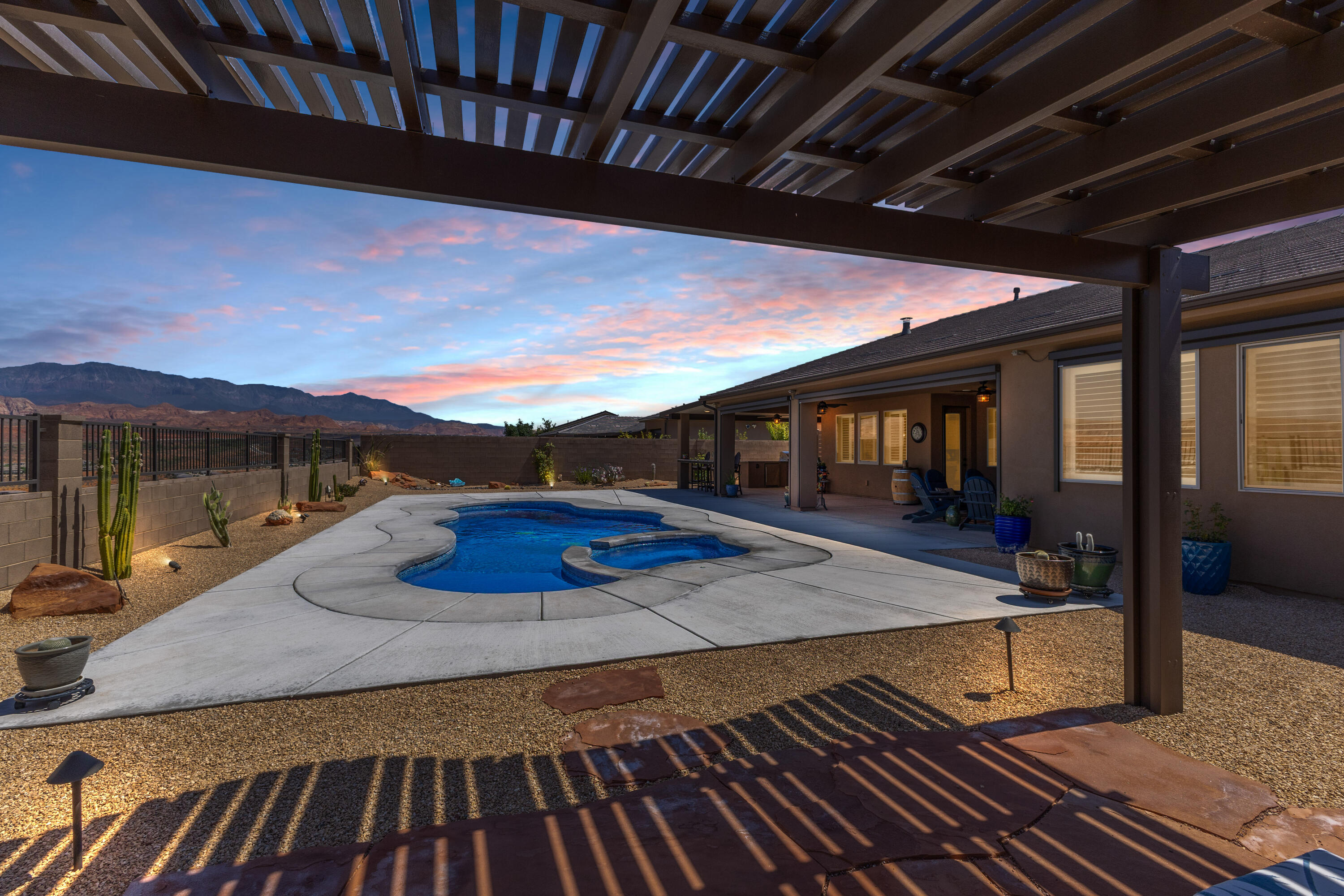 VIEWS AT CORAL CANYON - Residential