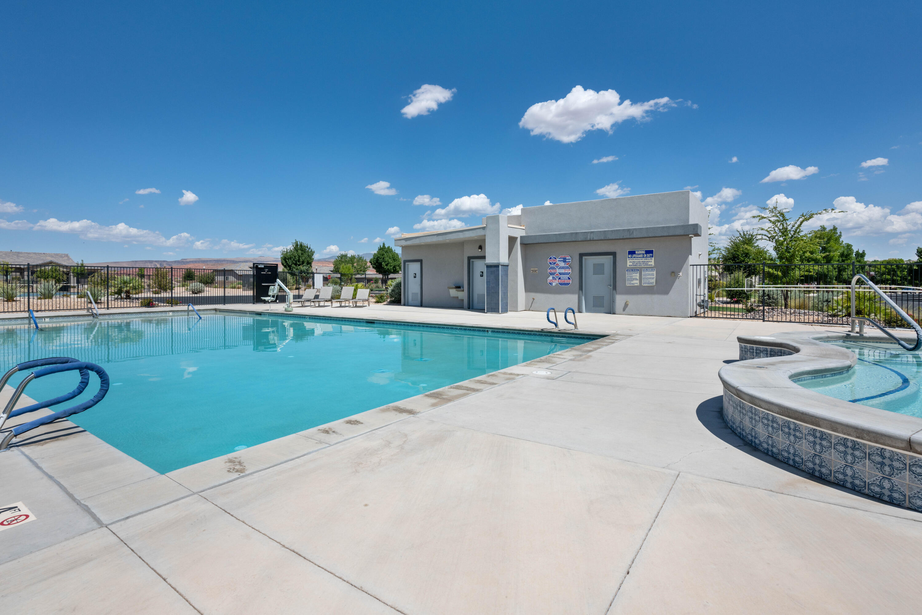 VIEWS AT CORAL CANYON - Residential