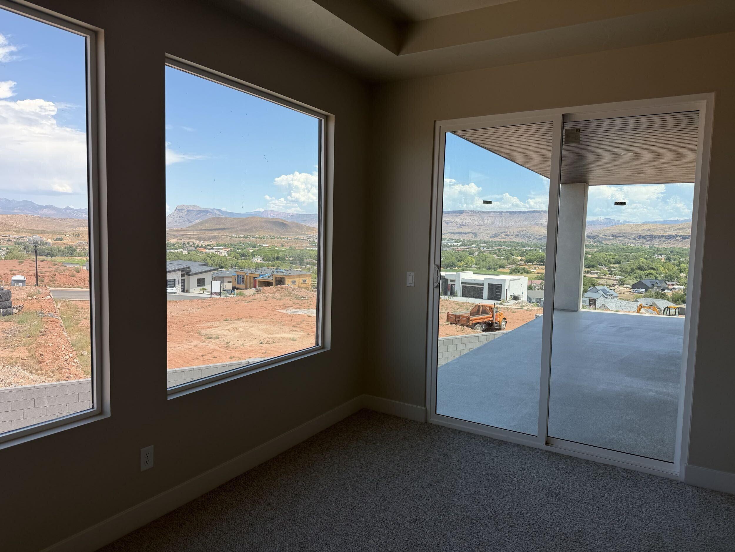 MOUNTAIN VIEW ESTATES - Residential