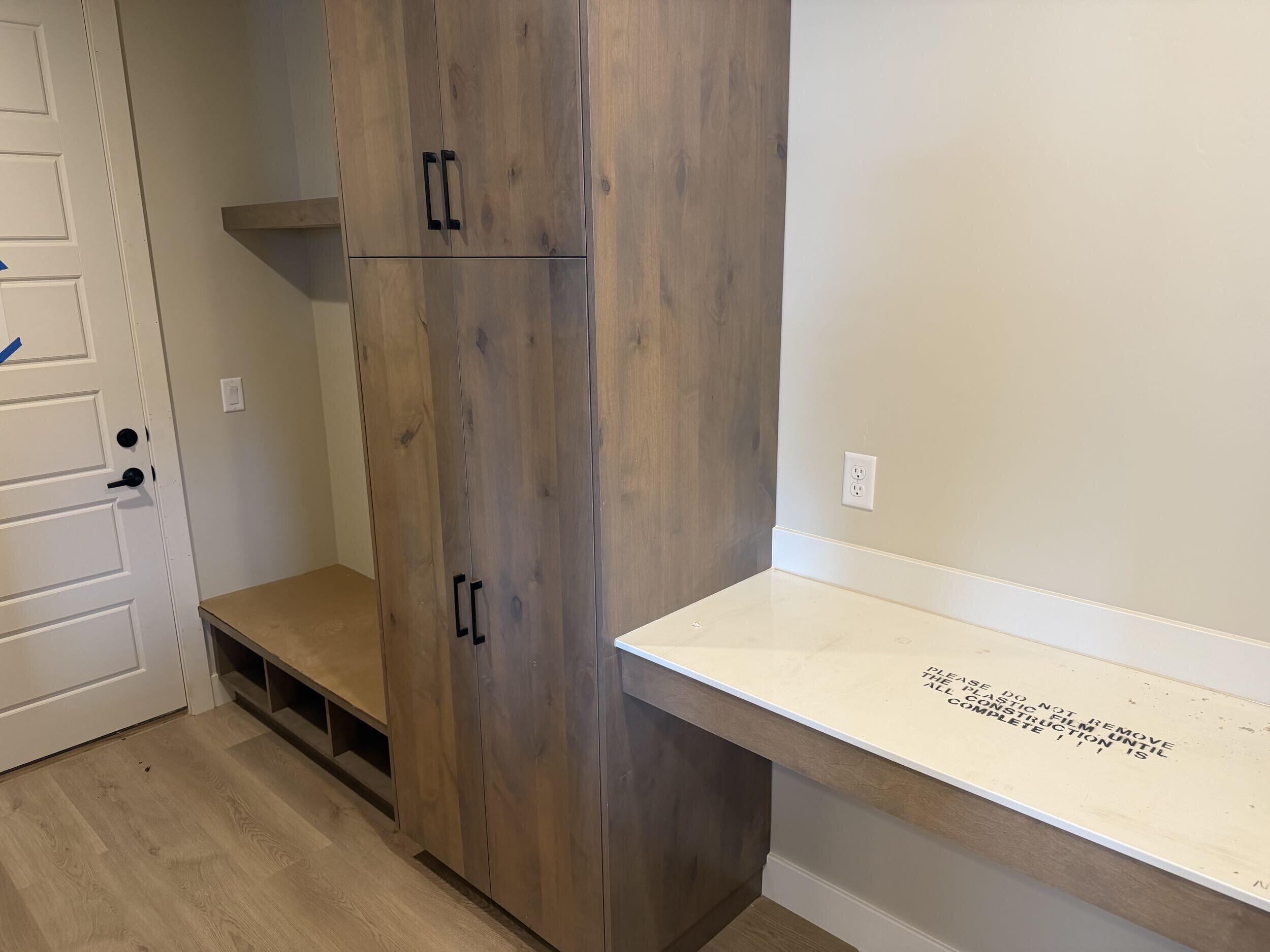 MOUNTAIN VIEW ESTATES - Residential