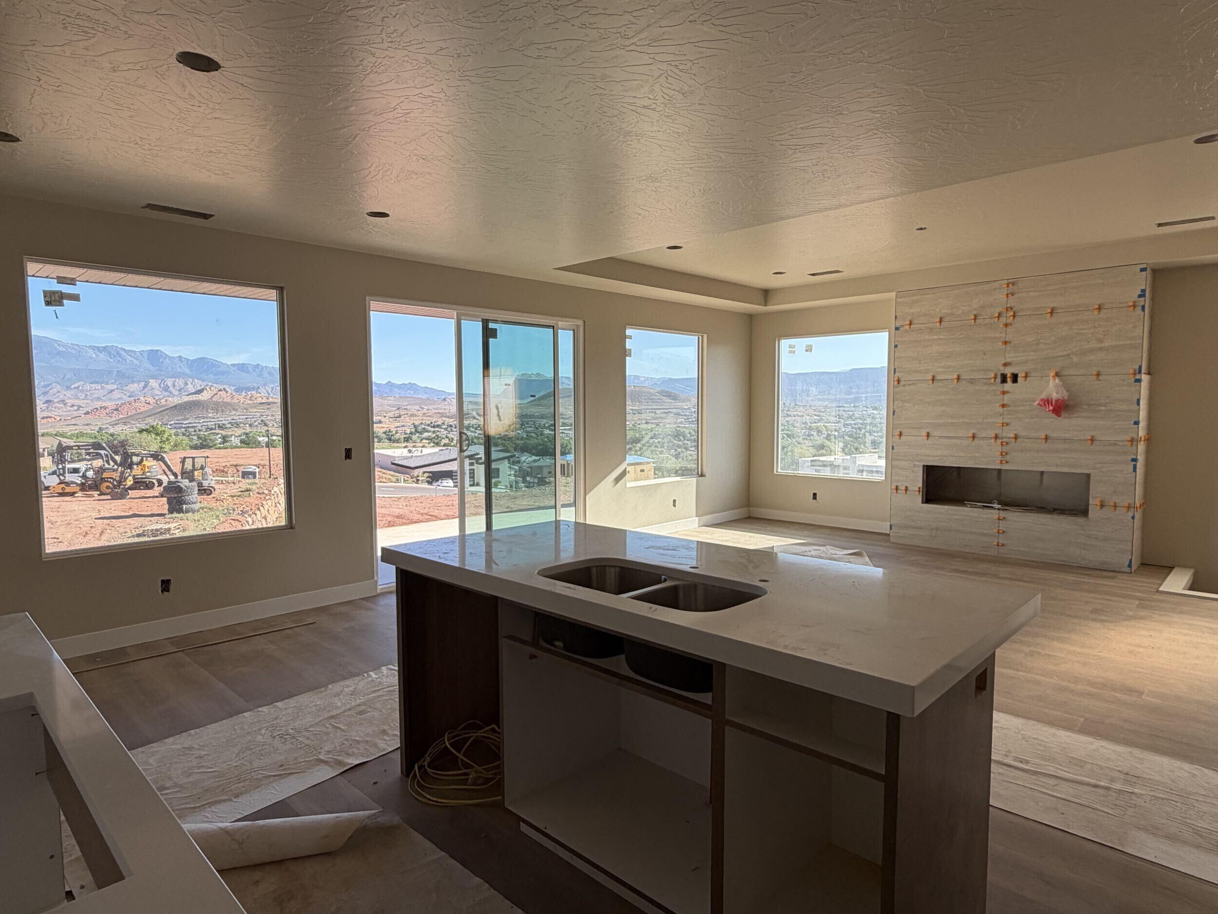 MOUNTAIN VIEW ESTATES - Residential