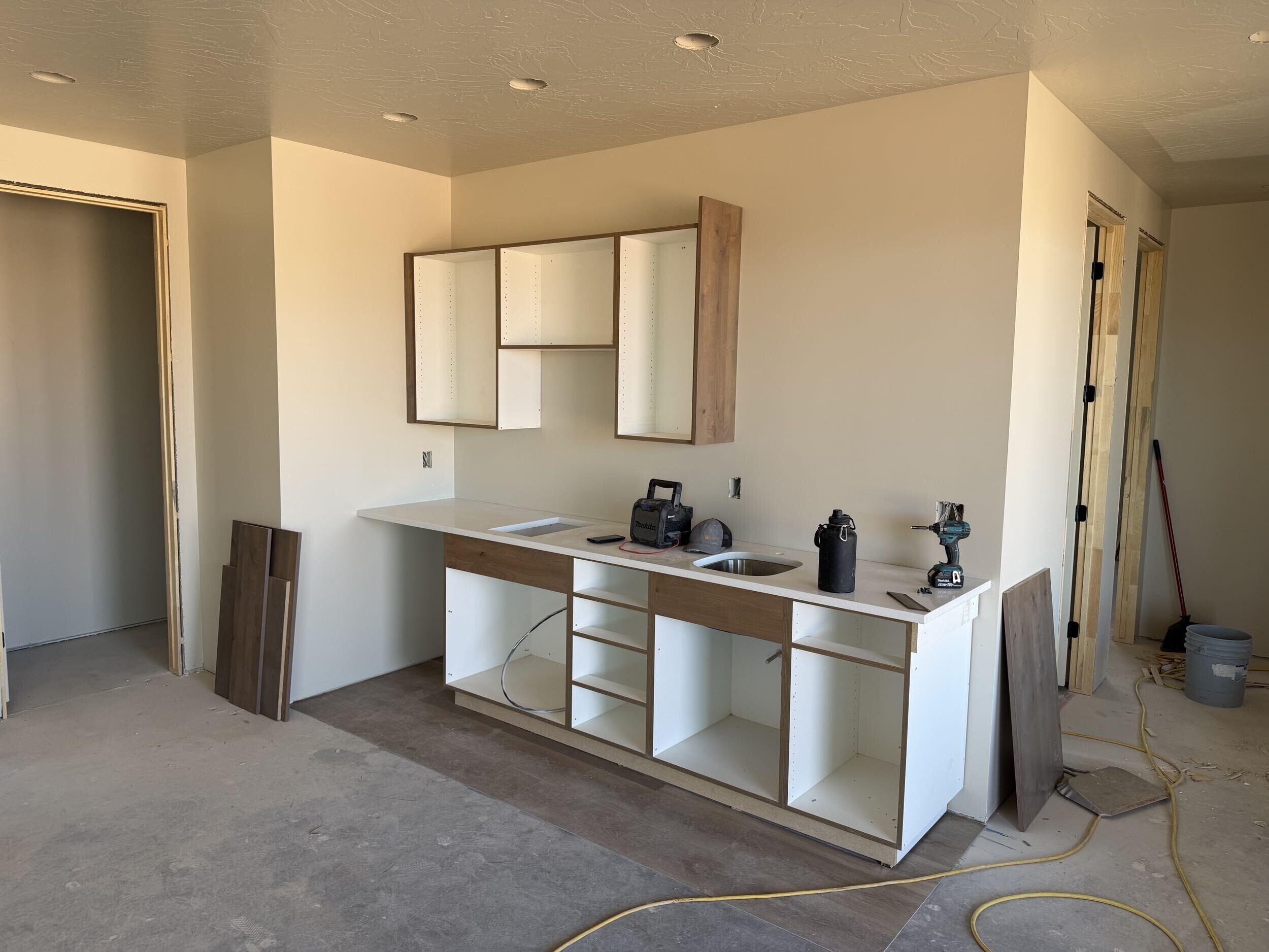 MOUNTAIN VIEW ESTATES - Residential