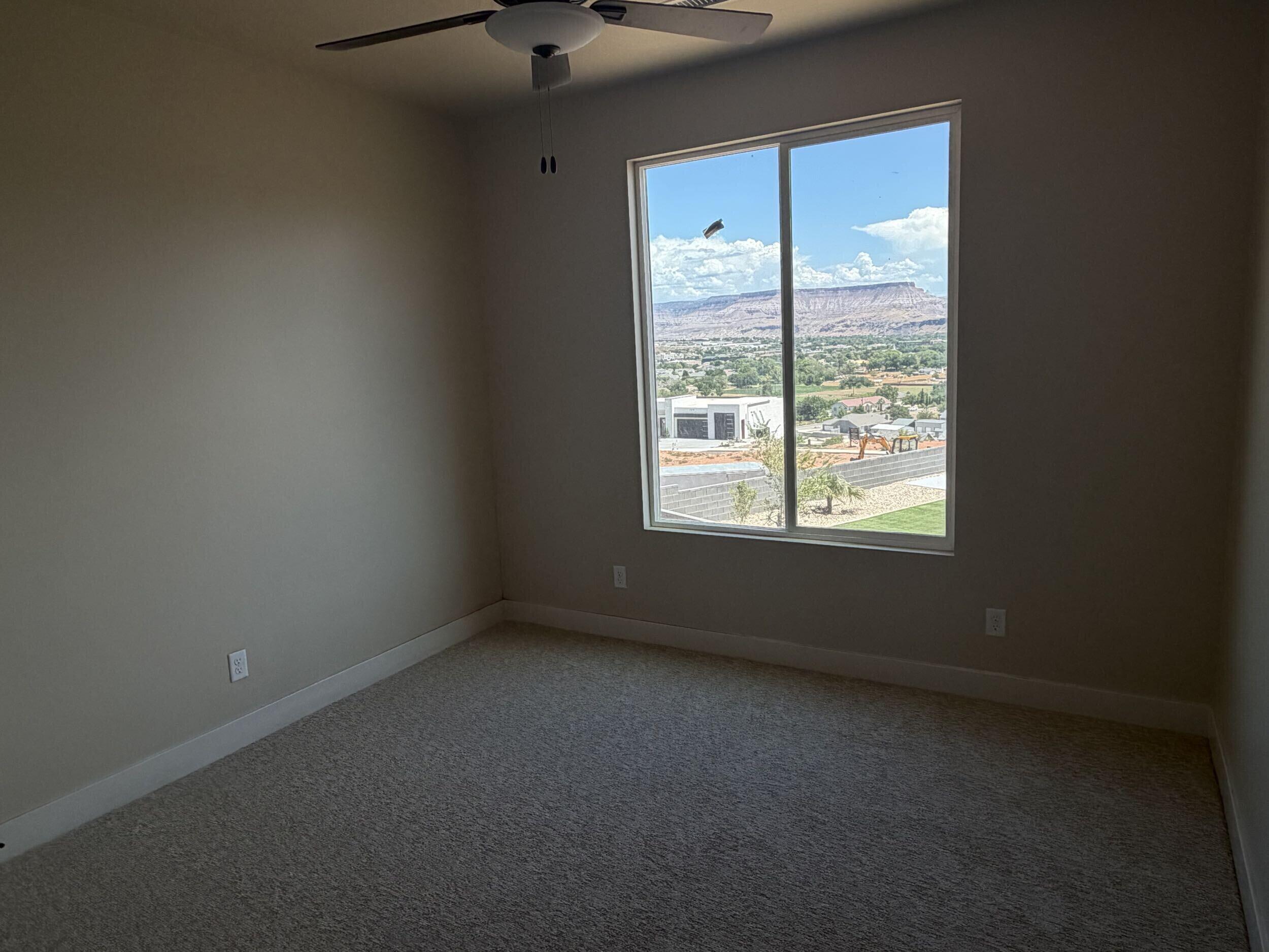 MOUNTAIN VIEW ESTATES - Residential