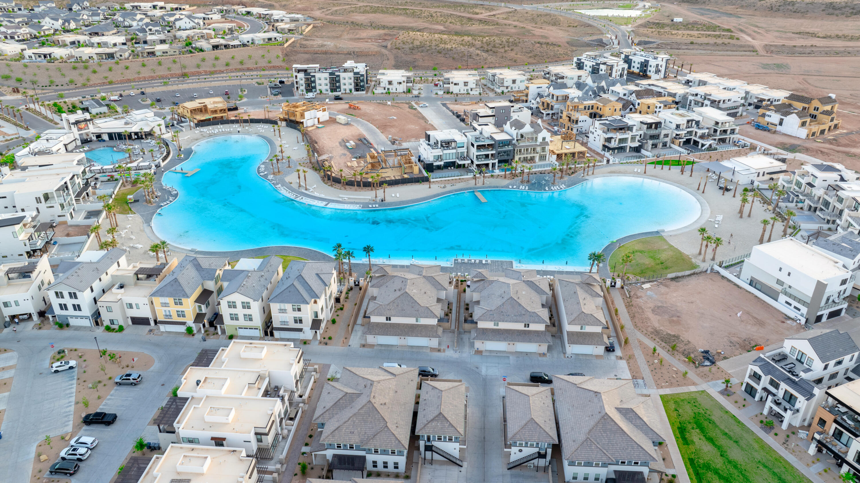 DESERT COLOR RESORT - Residential