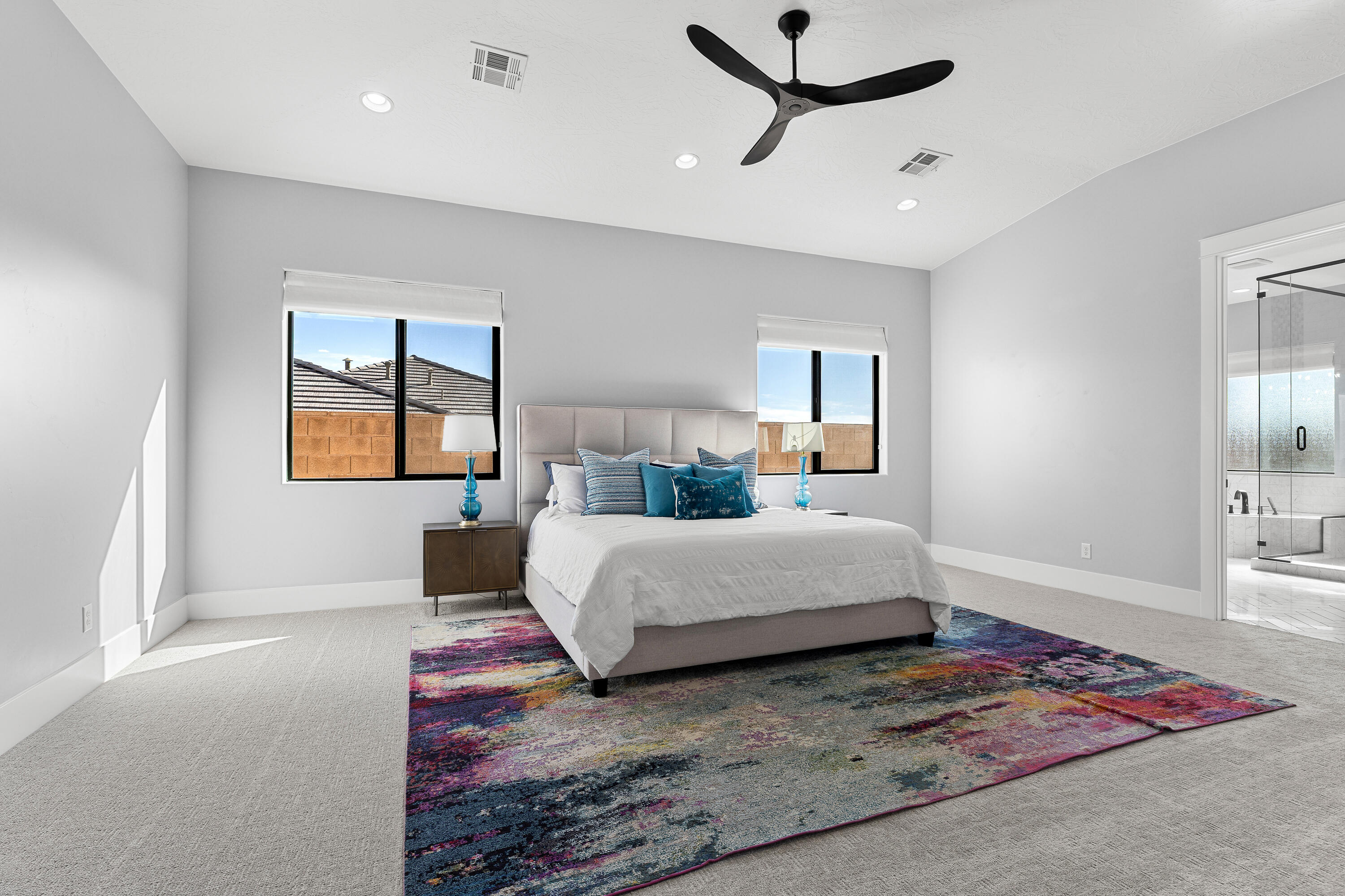 WASHINGTON VISTA - Residential
