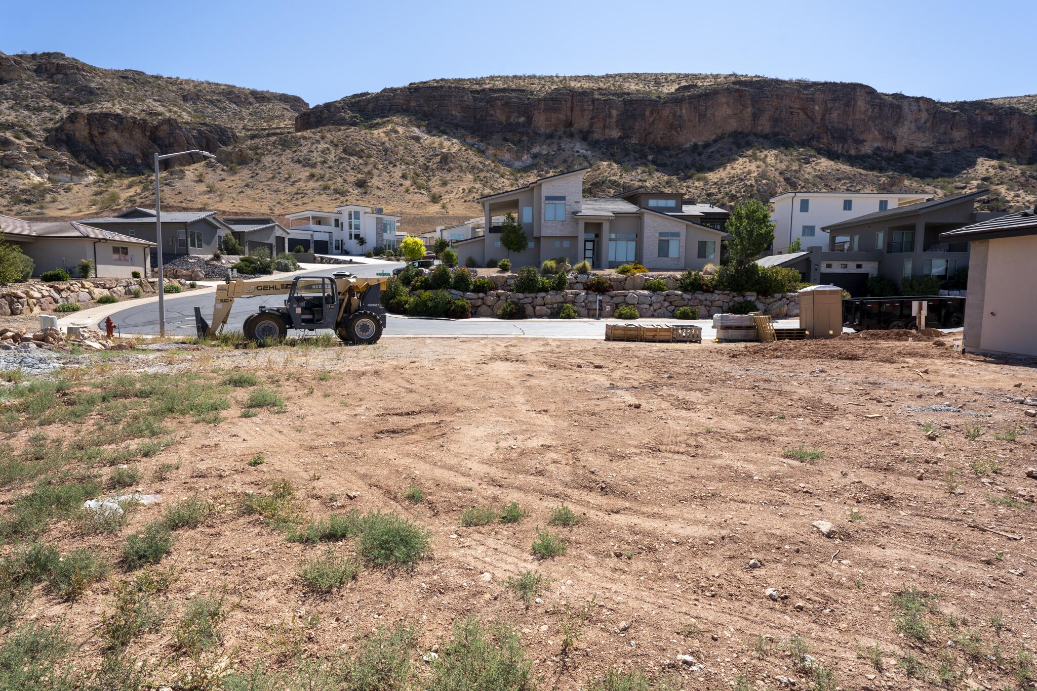 SUNSET VIEW ESTATES - Land