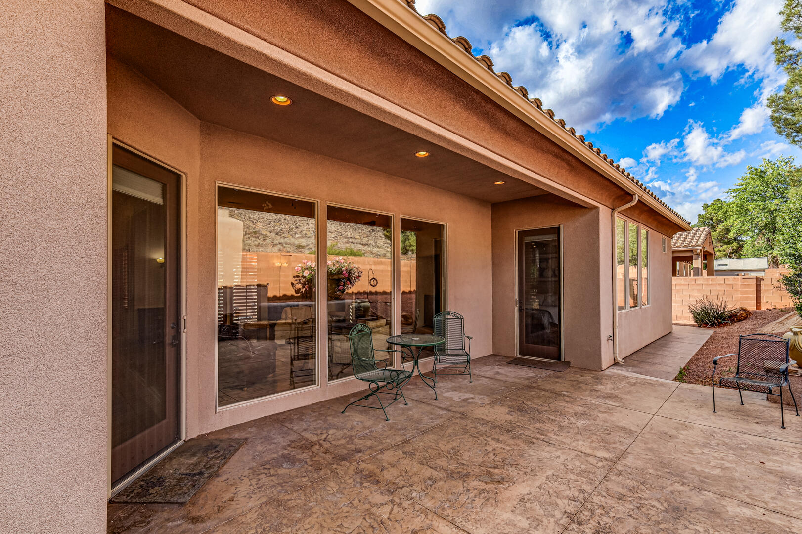 PINE BROOK - Residential