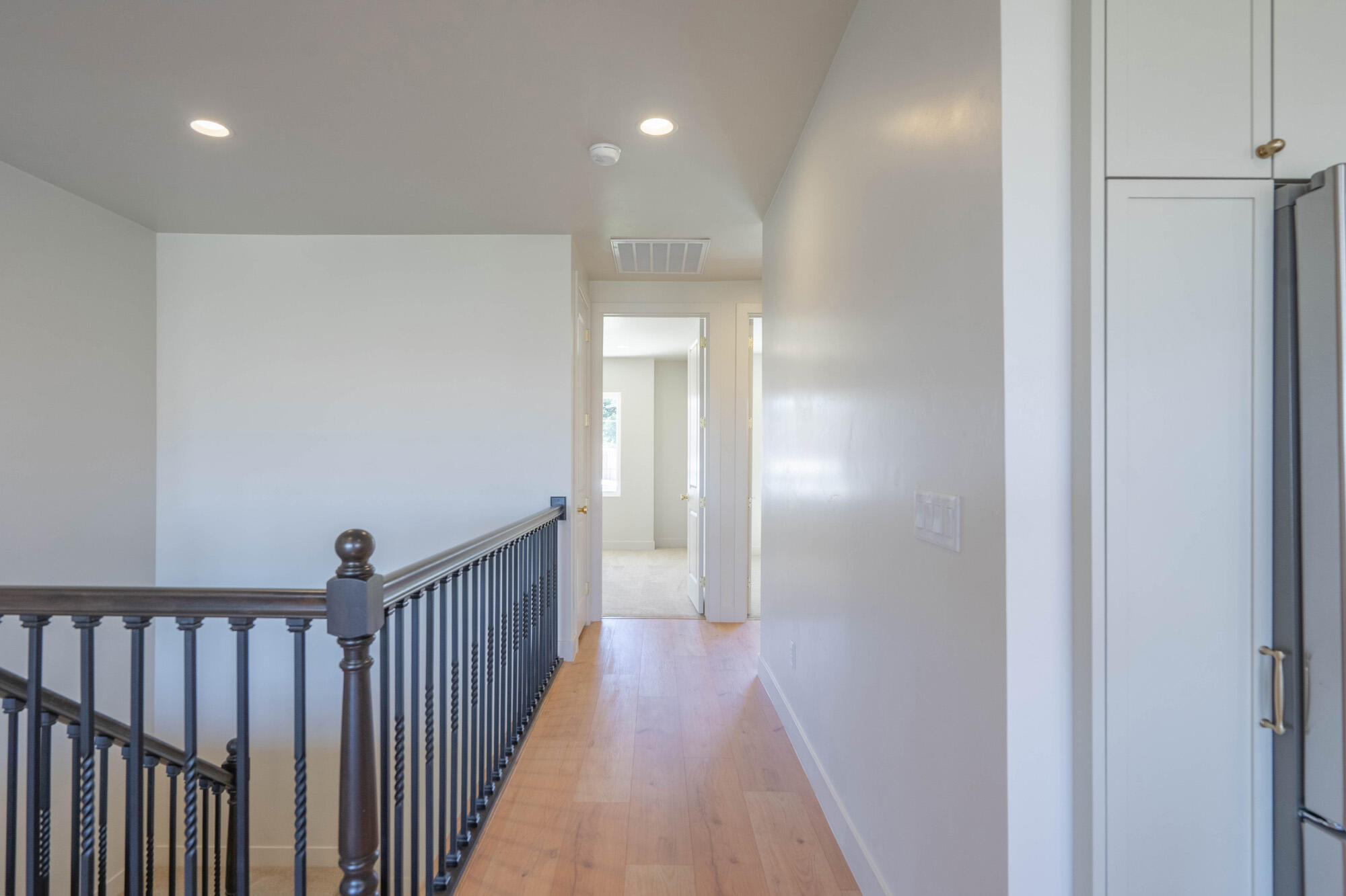 BLOOMINGTON HILLS - Residential