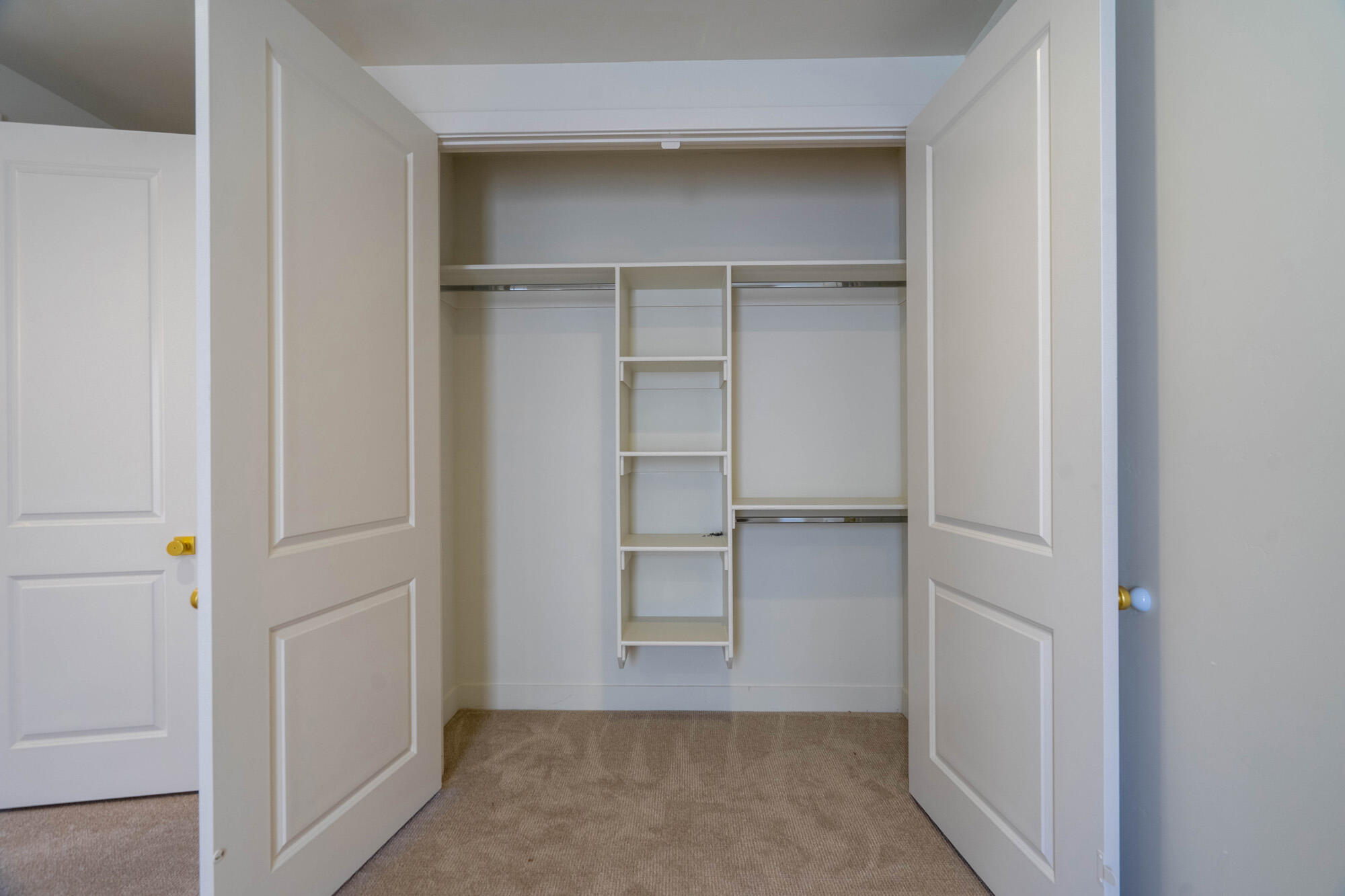 BLOOMINGTON HILLS - Residential