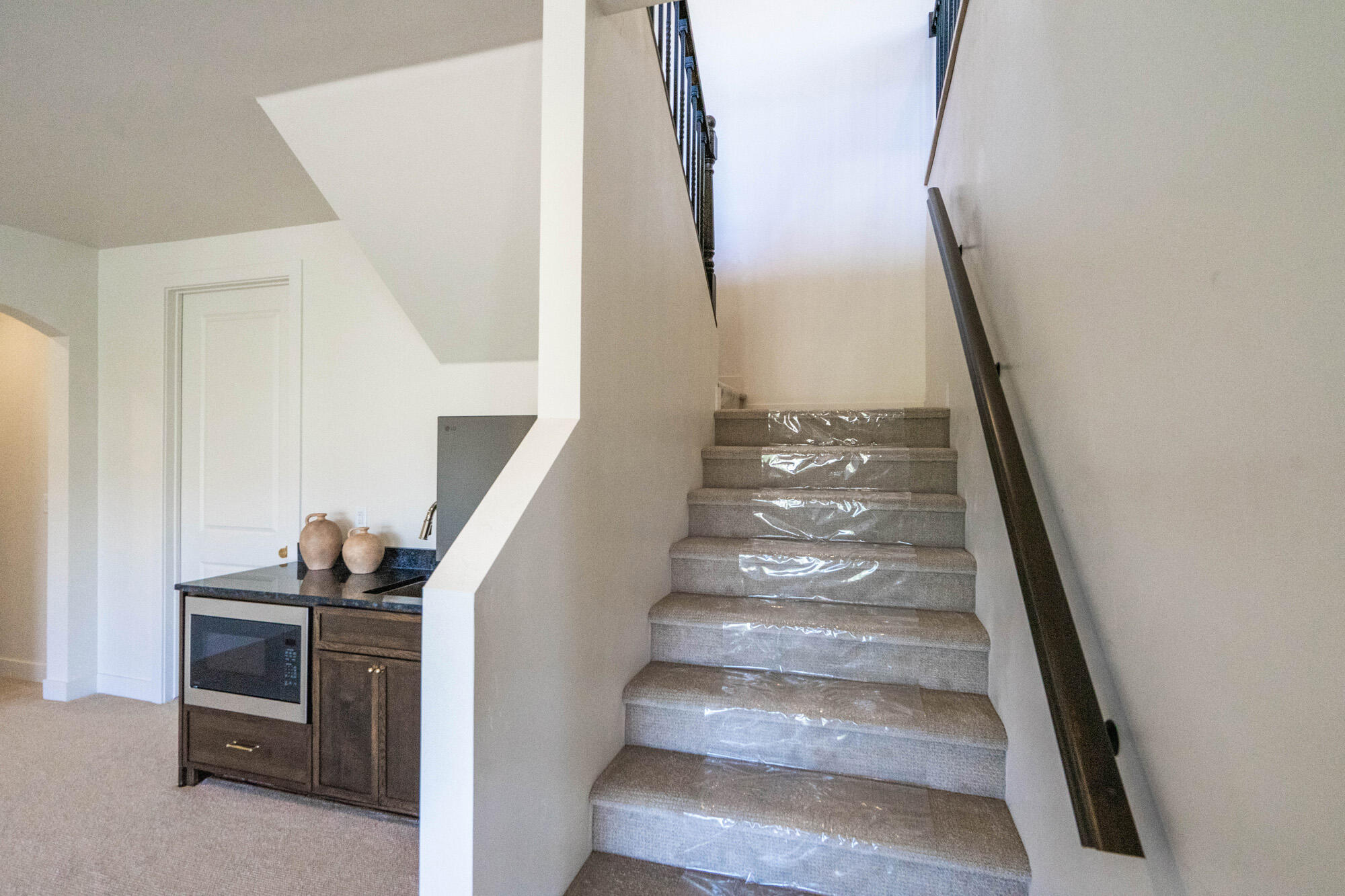 BLOOMINGTON HILLS - Residential