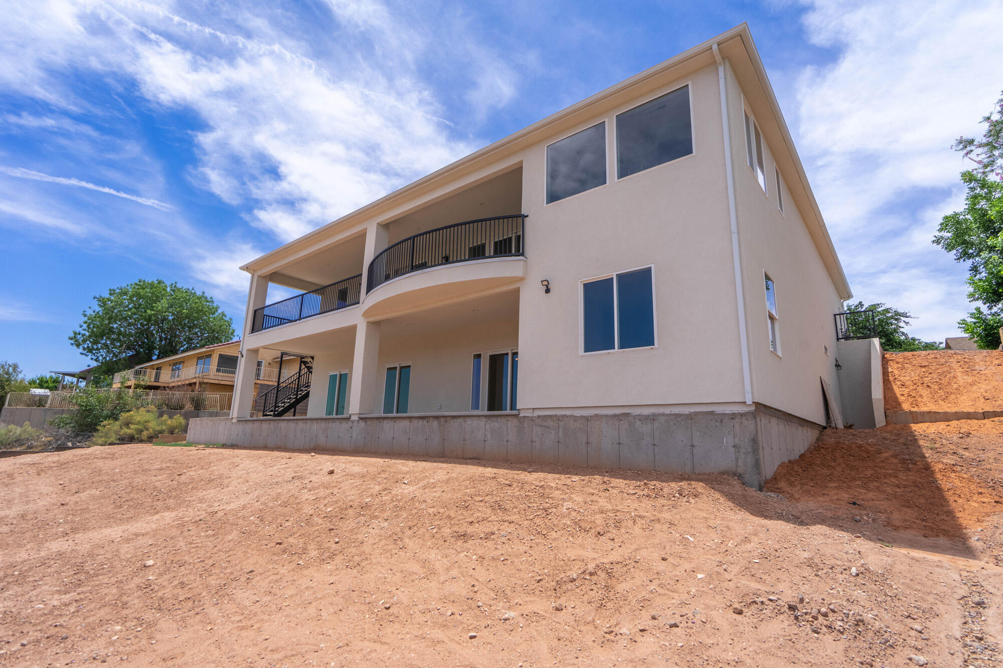 BLOOMINGTON HILLS - Residential