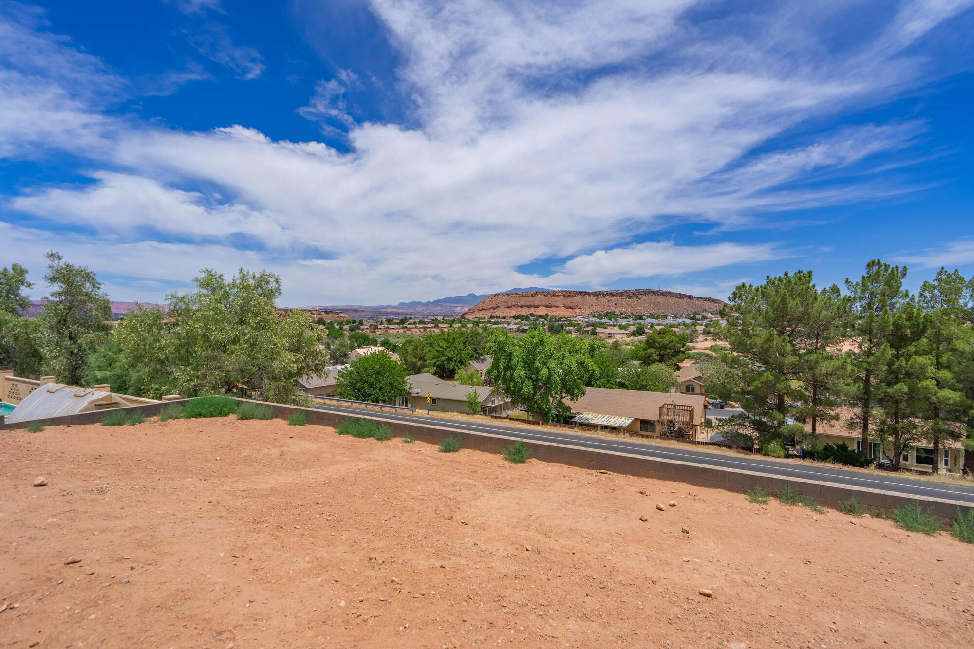 BLOOMINGTON HILLS - Residential