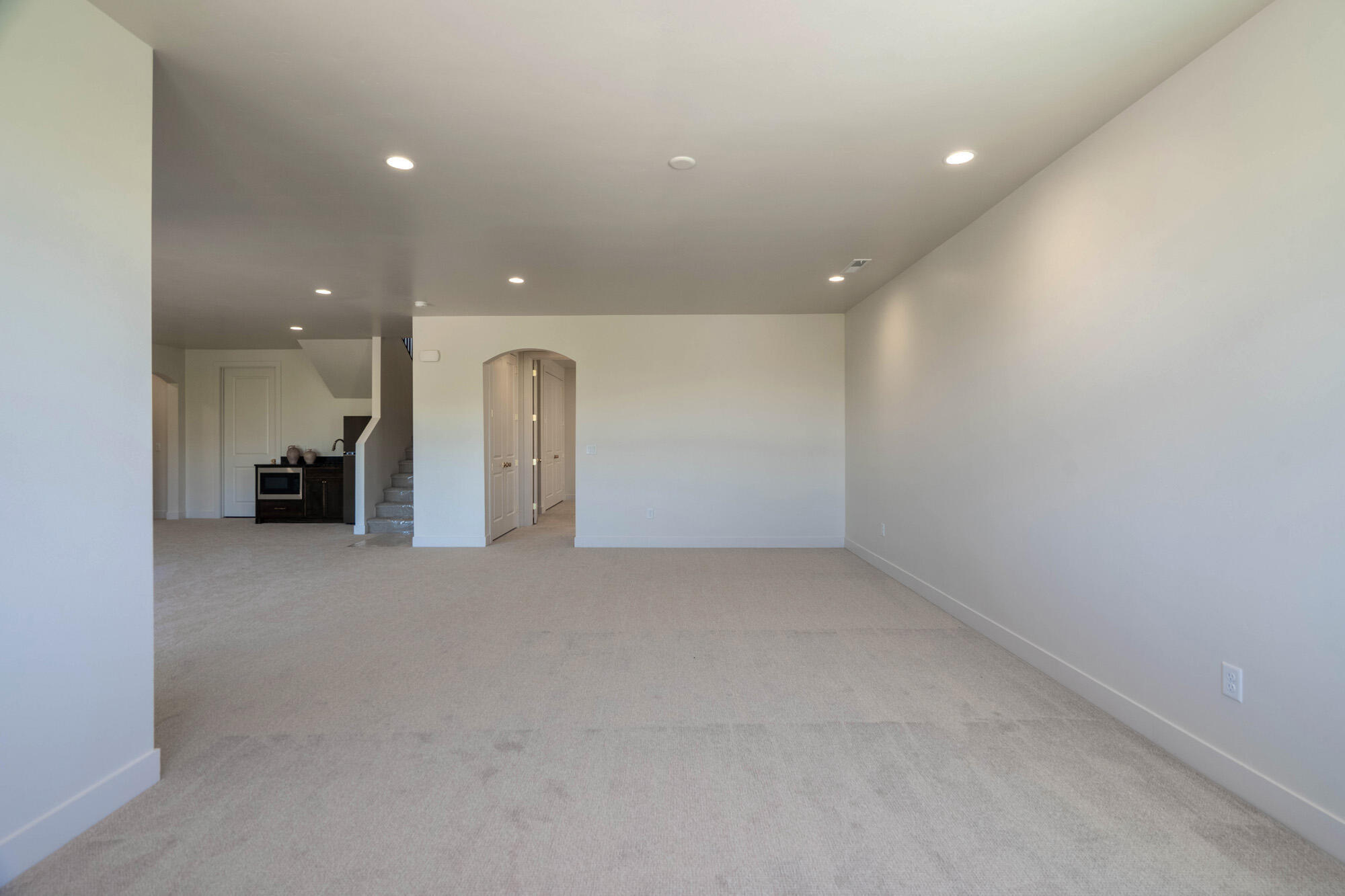 BLOOMINGTON HILLS - Residential