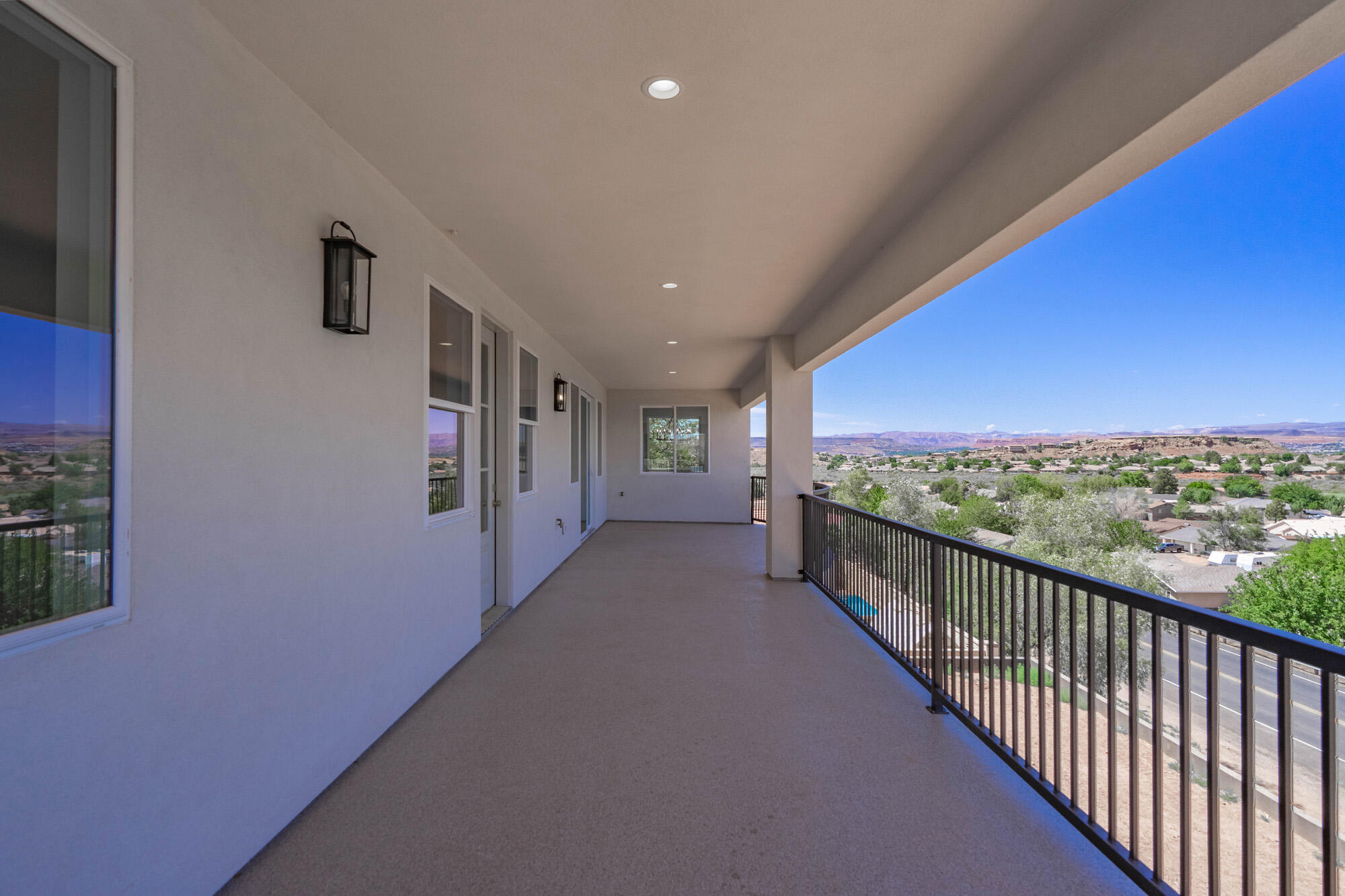BLOOMINGTON HILLS - Residential