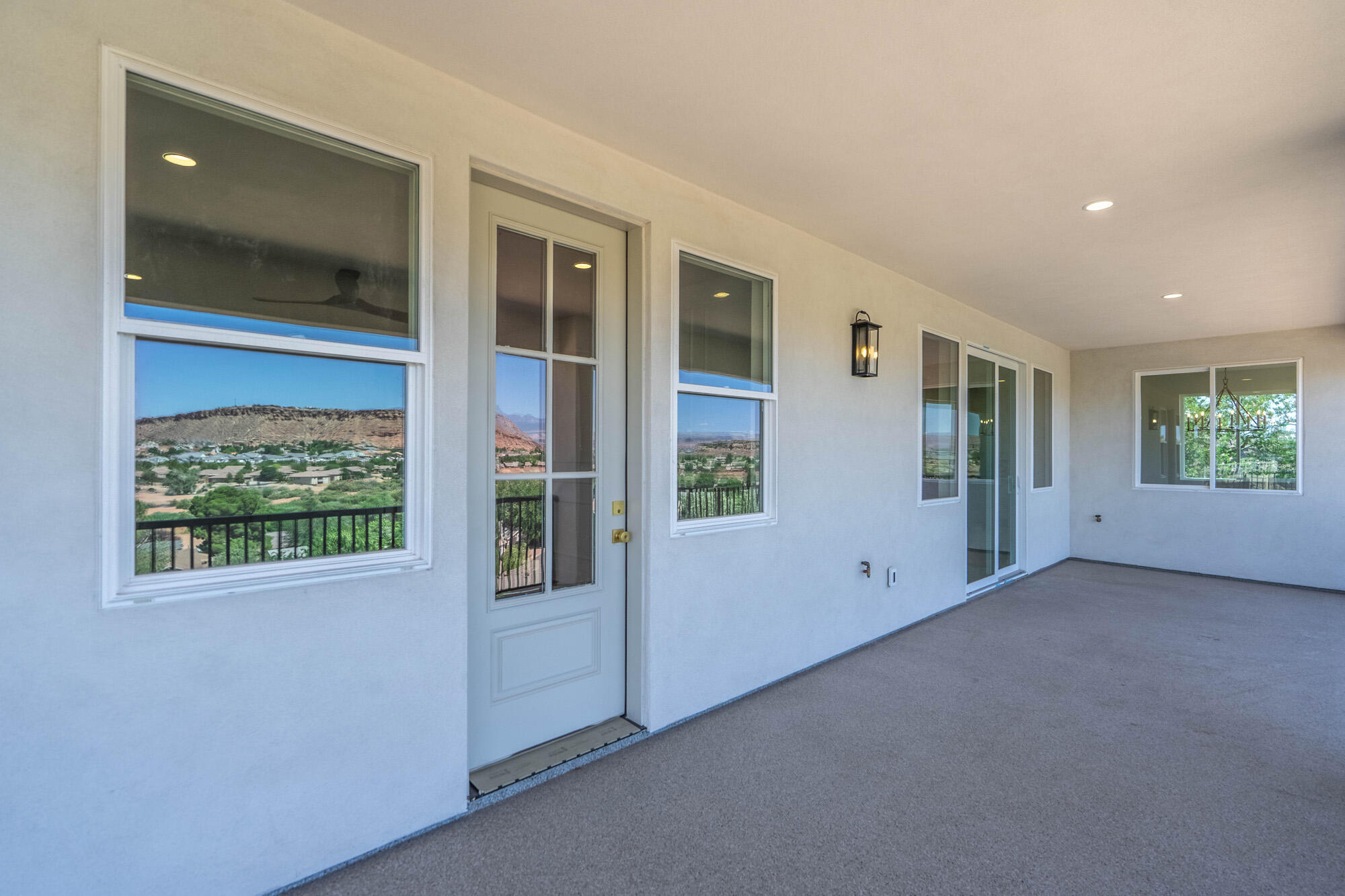 BLOOMINGTON HILLS - Residential