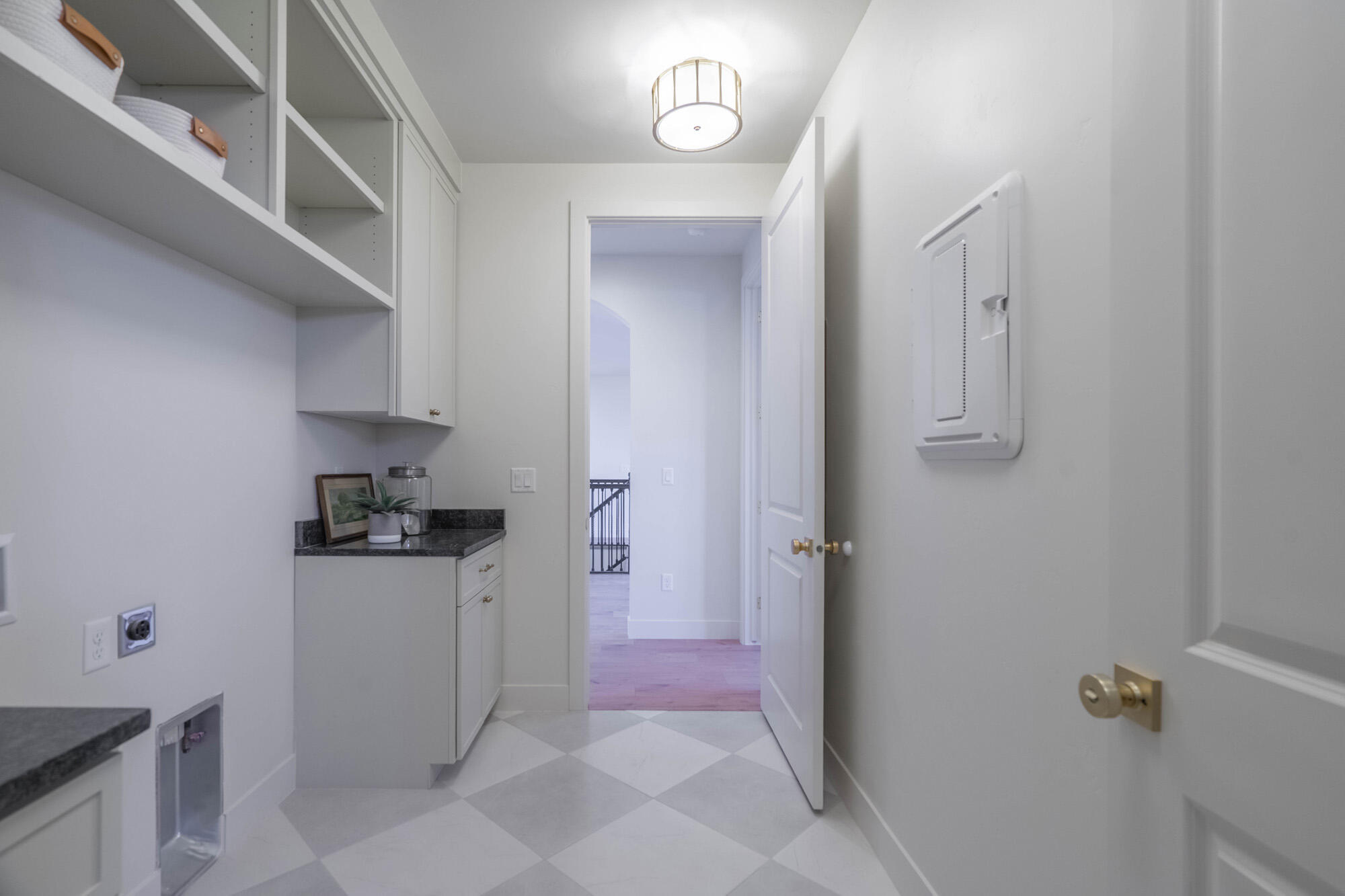 BLOOMINGTON HILLS - Residential