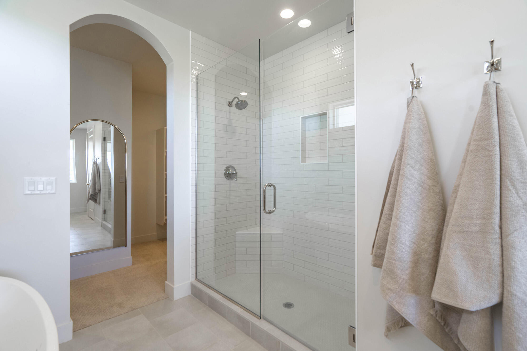 BLOOMINGTON HILLS - Residential