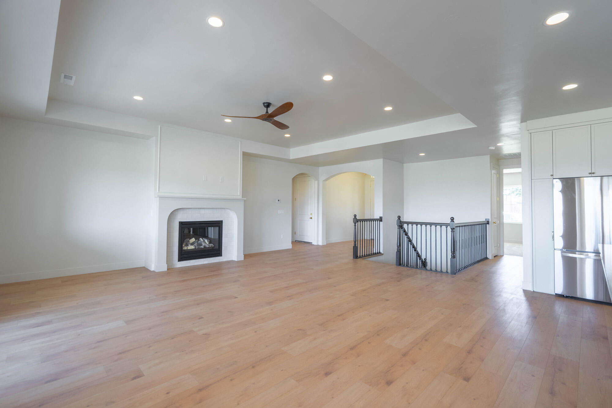 BLOOMINGTON HILLS - Residential