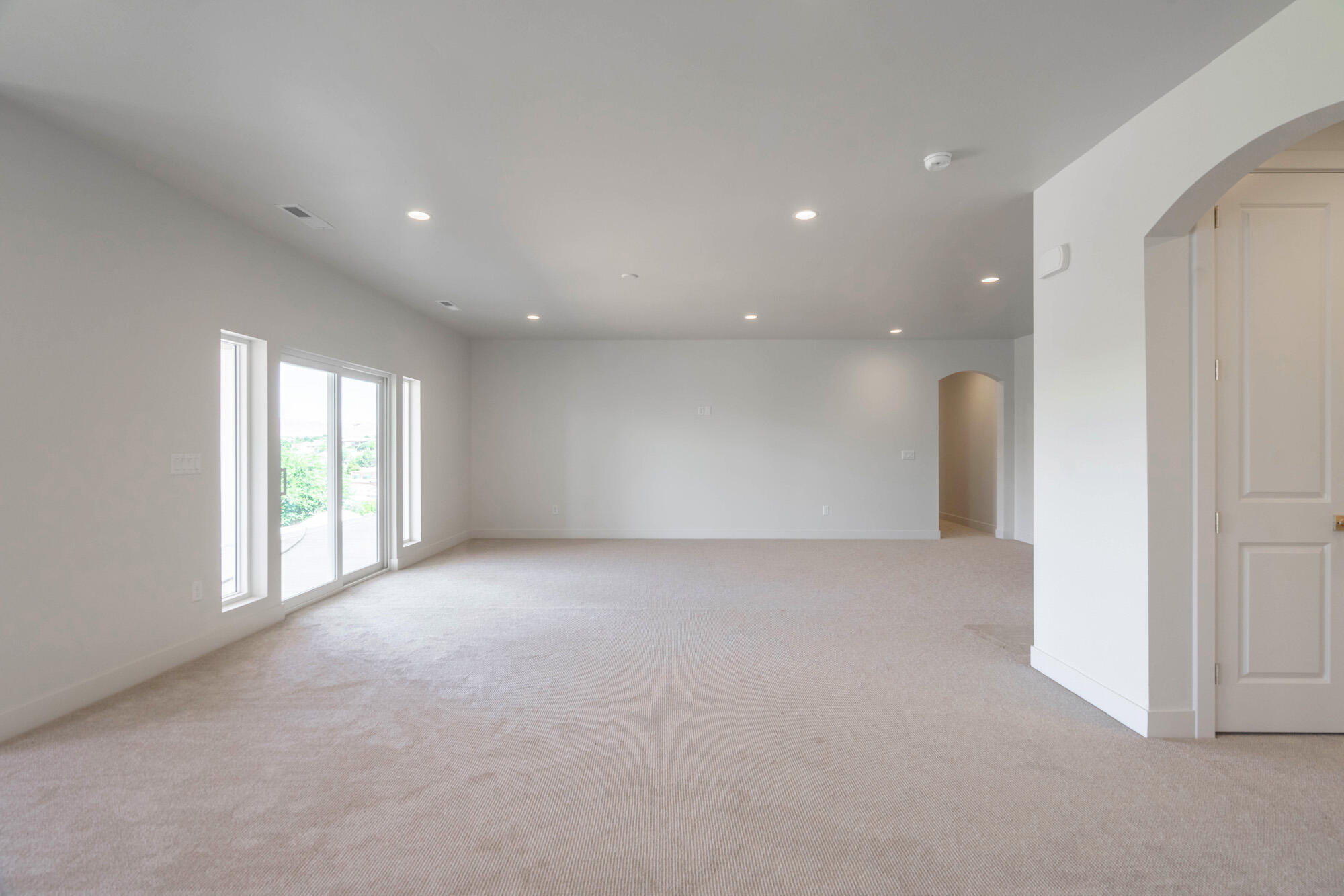 BLOOMINGTON HILLS - Residential