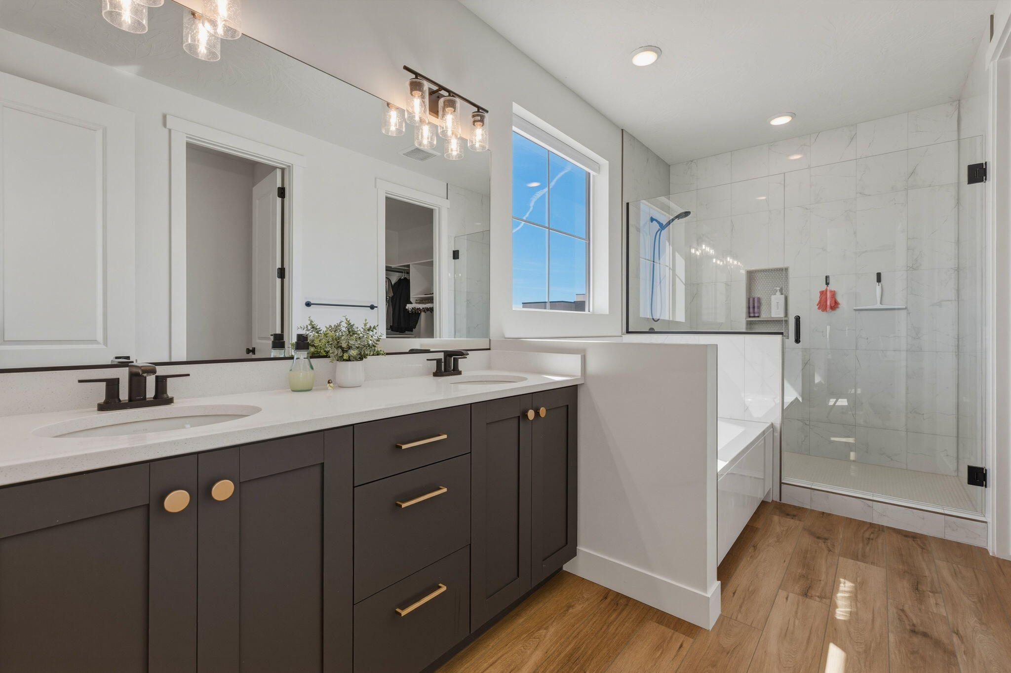 DESERT COLOR SAGE HAVEN - Residential