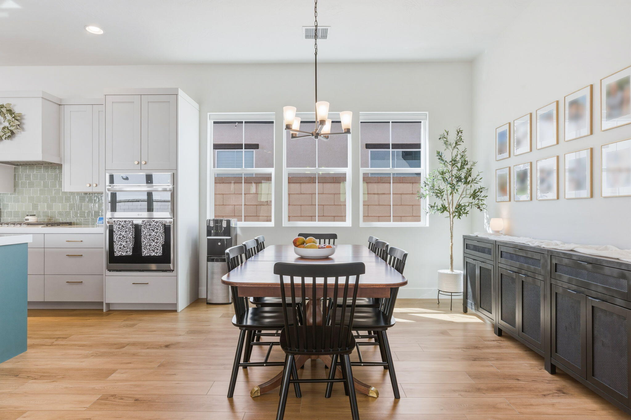 DESERT COLOR SAGE HAVEN - Residential