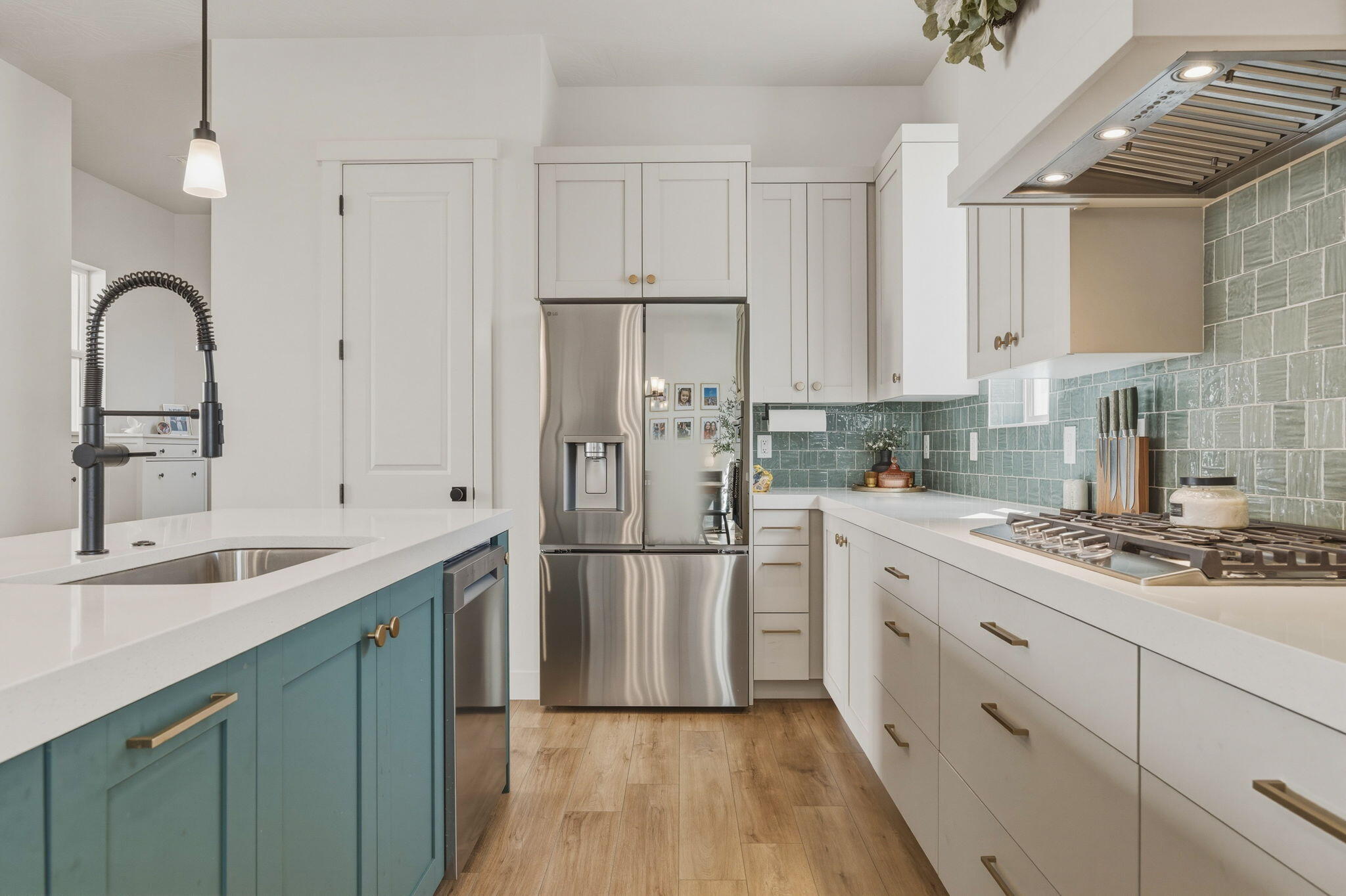 DESERT COLOR SAGE HAVEN - Residential