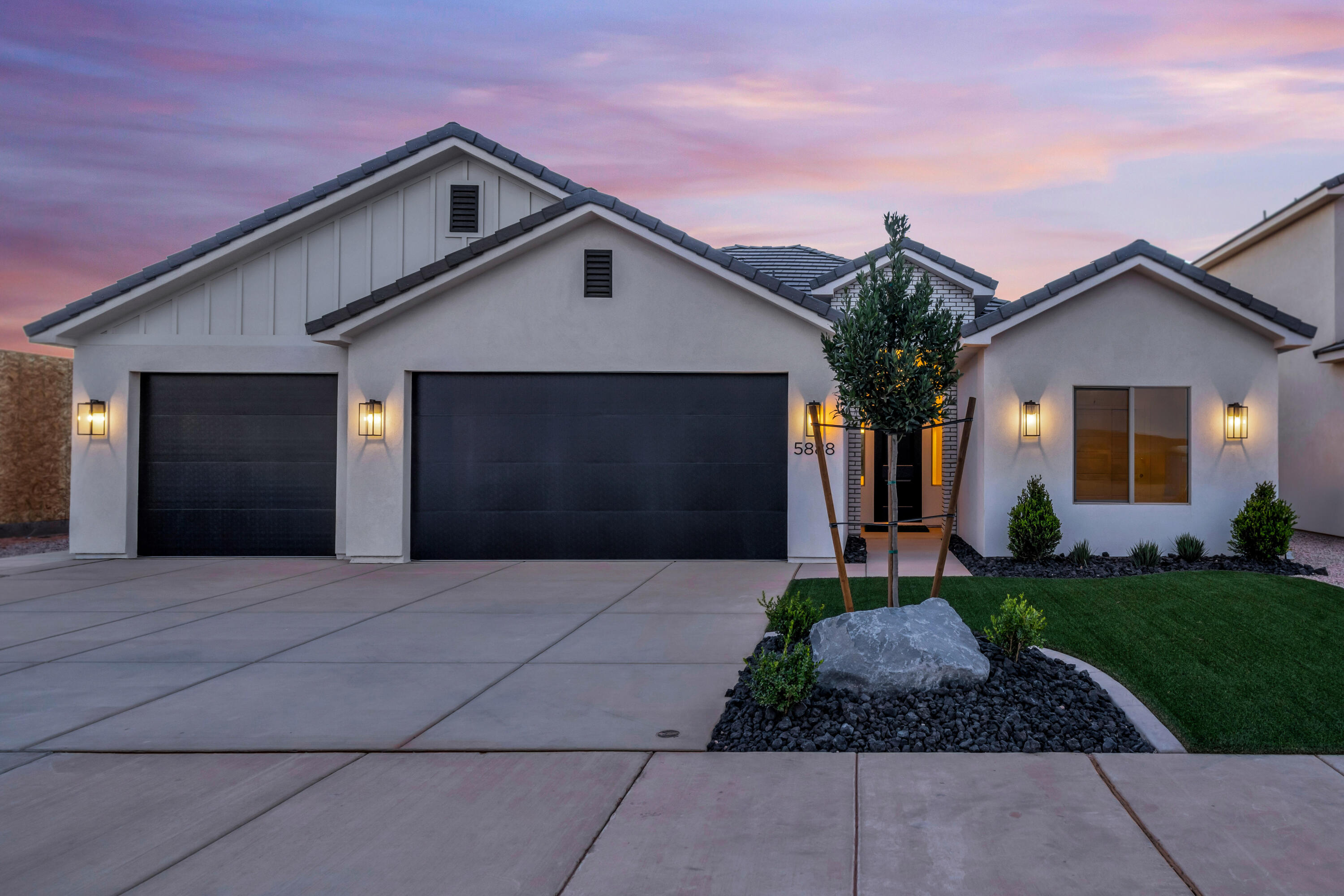 DESERT TALUS - Residential