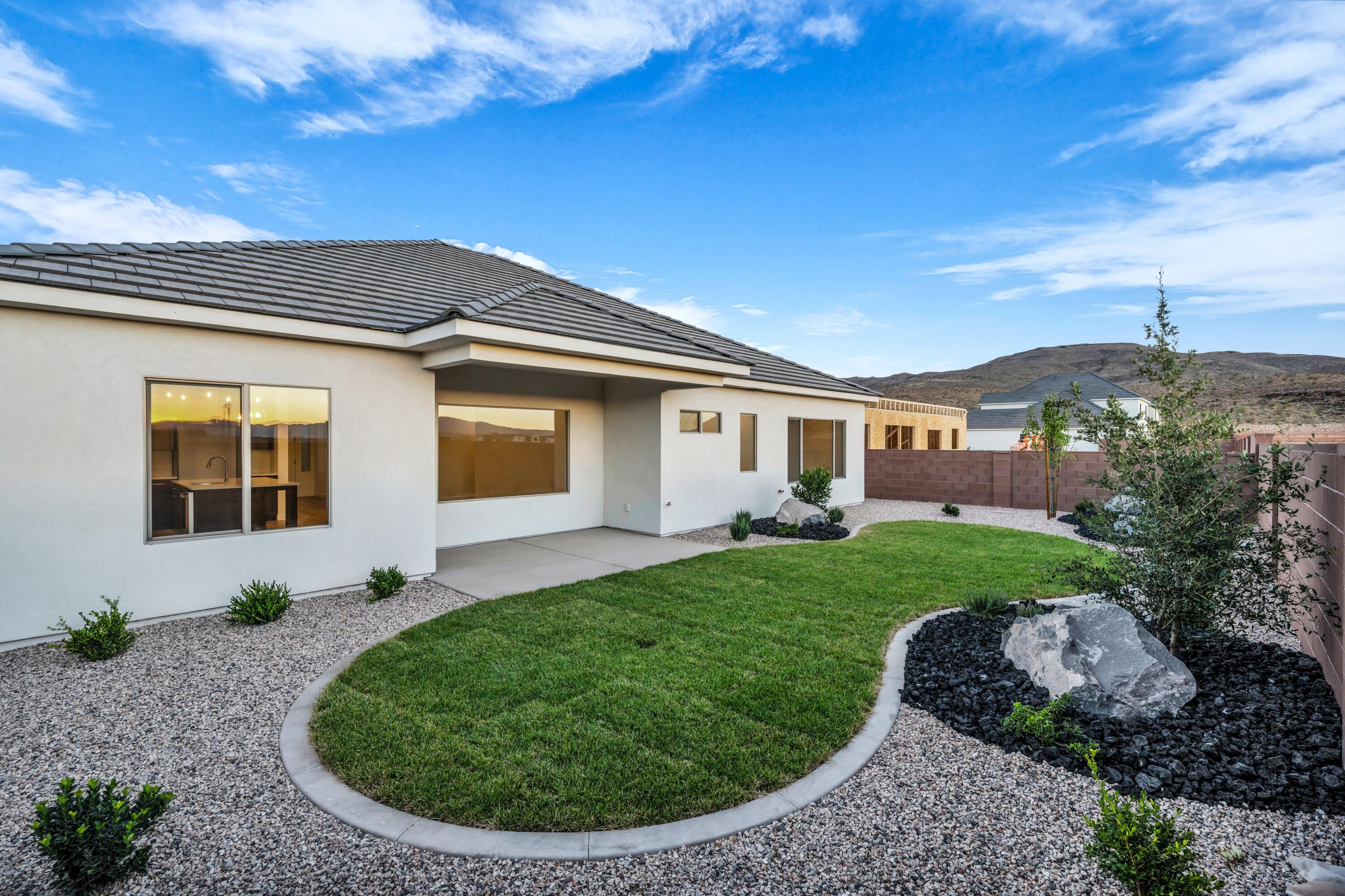 DESERT TALUS - Residential