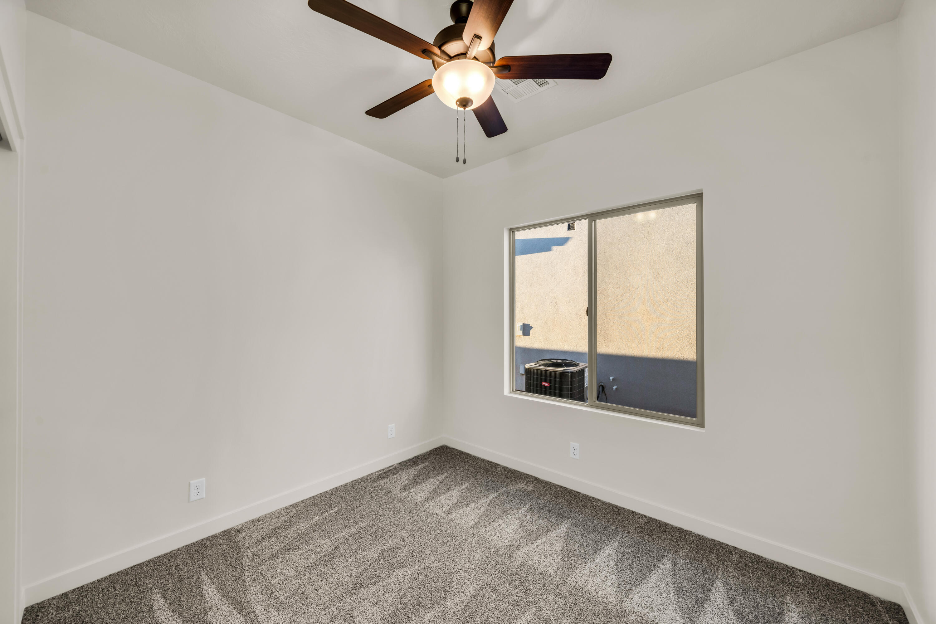 DESERT TALUS - Residential