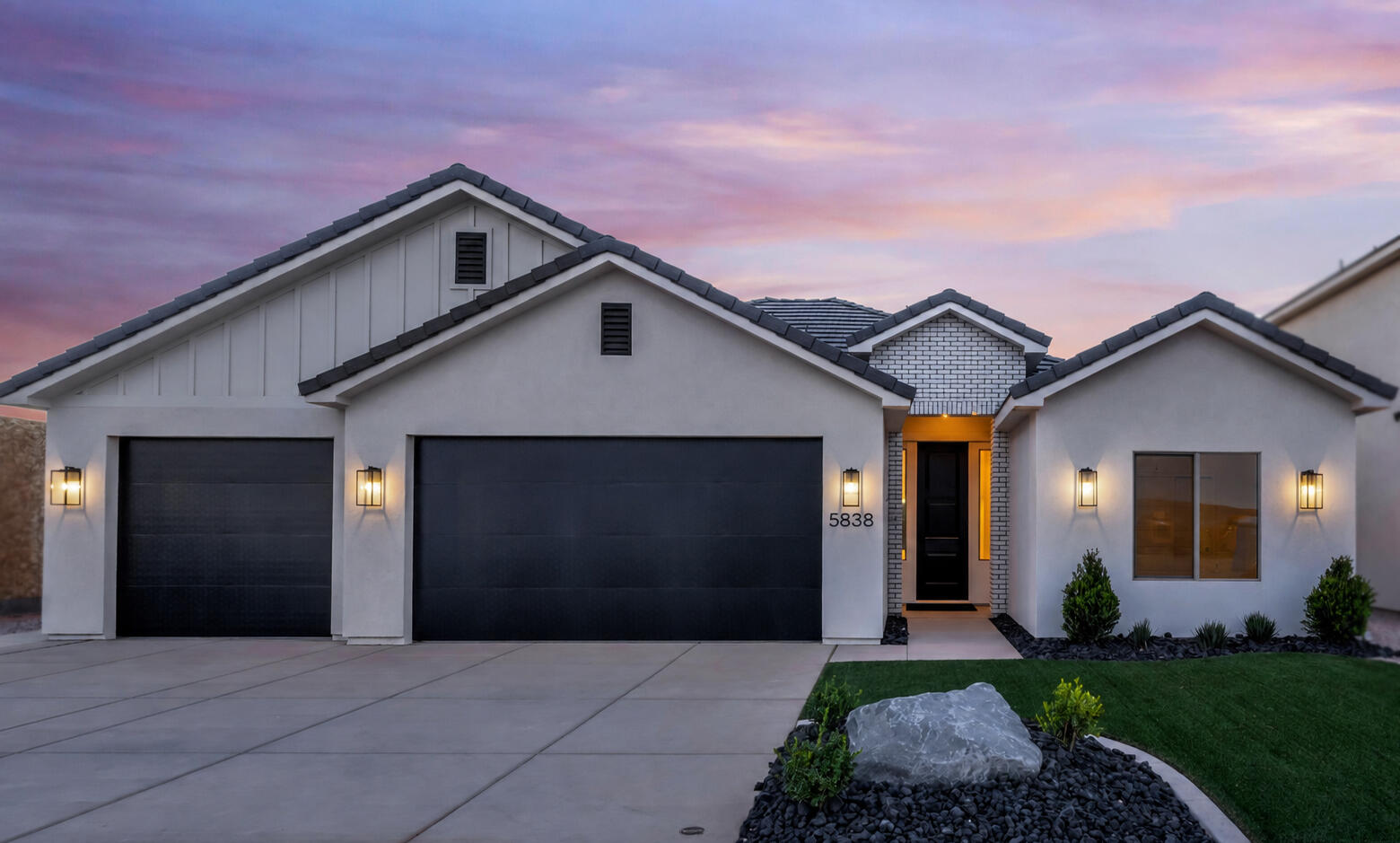 DESERT TALUS - Residential