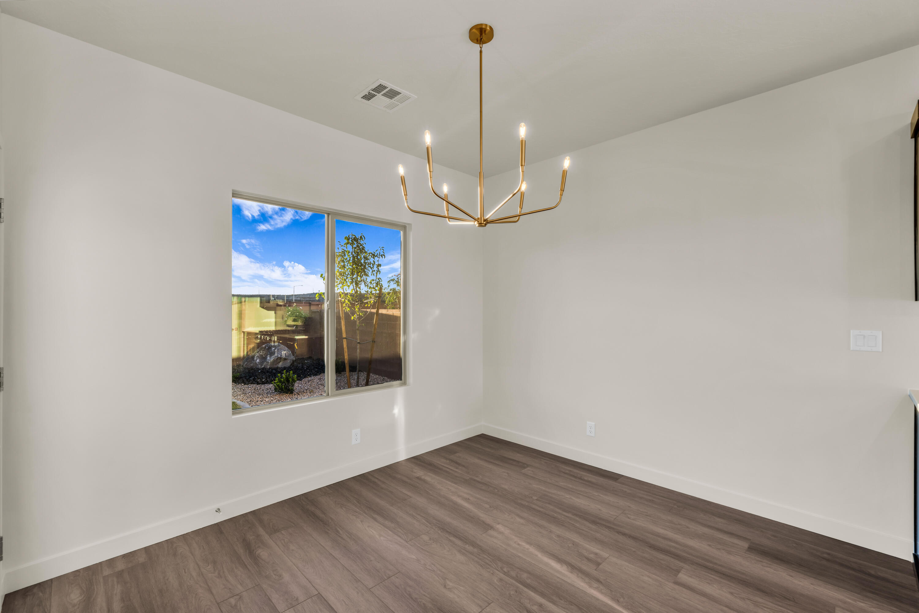 DESERT TALUS - Residential