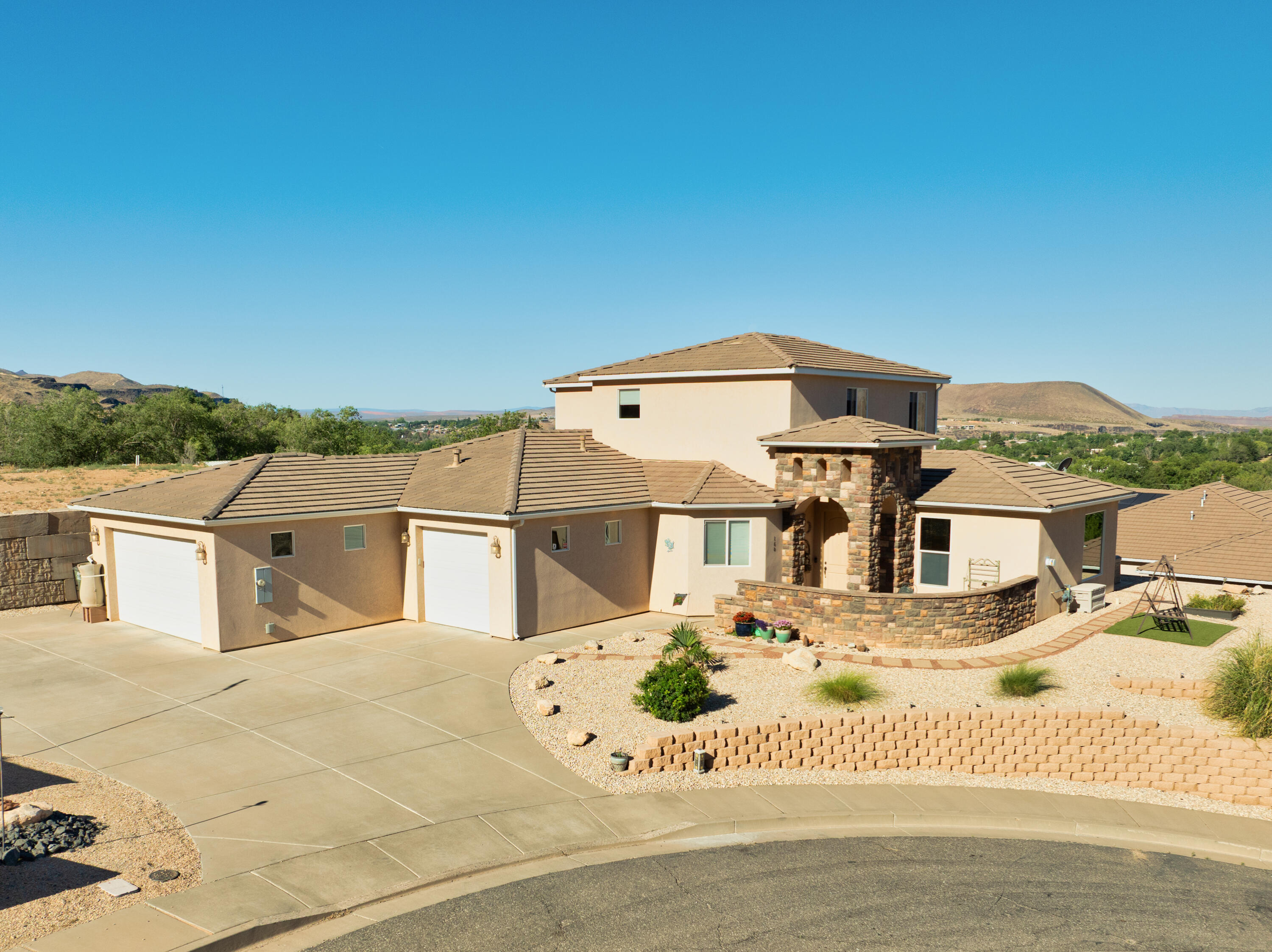 BELLA TERRA - Residential