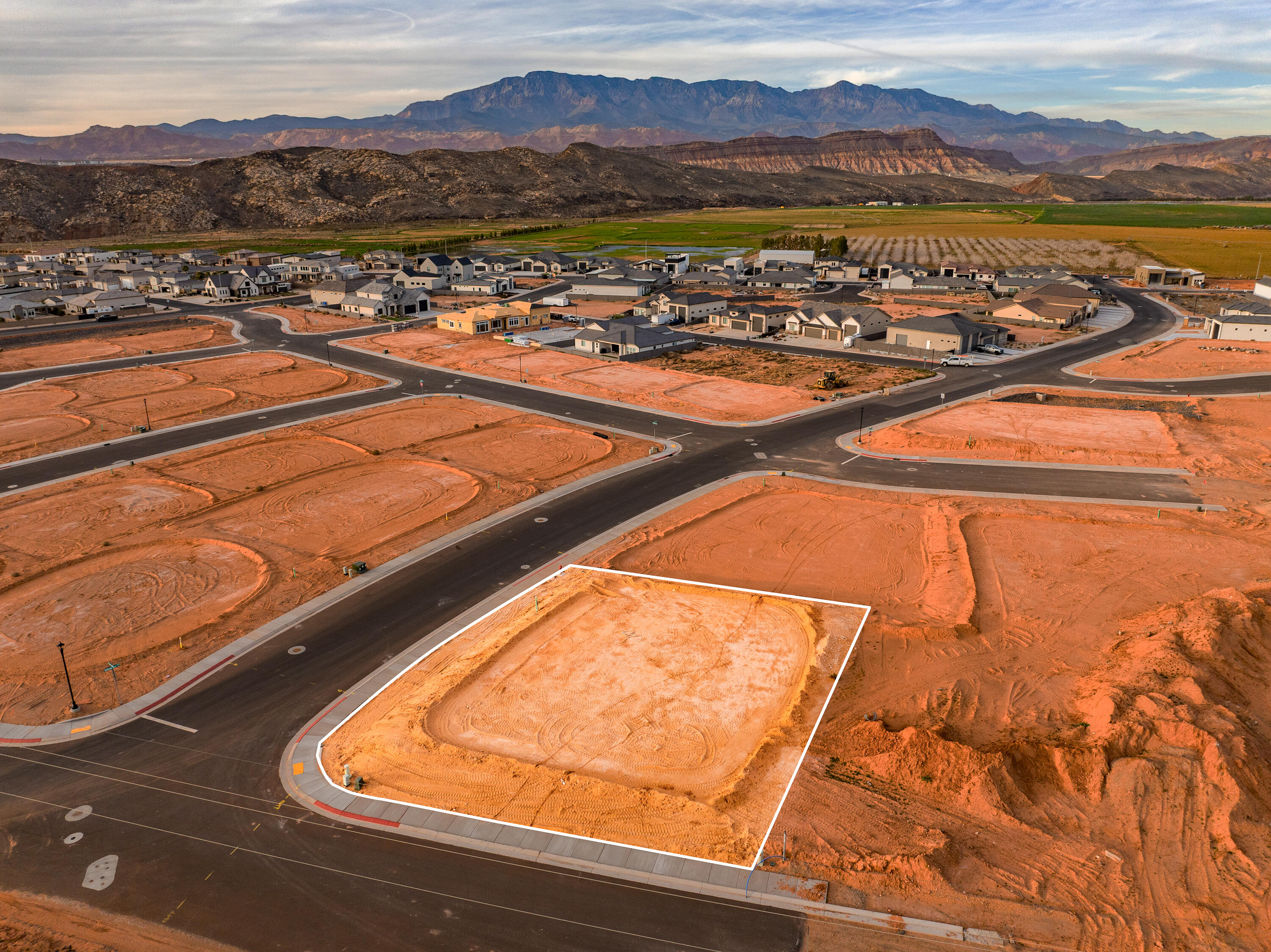 SAND HOLLOW VILLAGE - Land