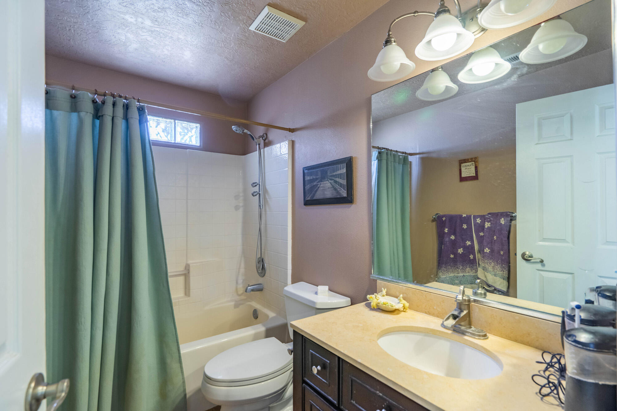 BLOOMINGTON HILLS - Residential