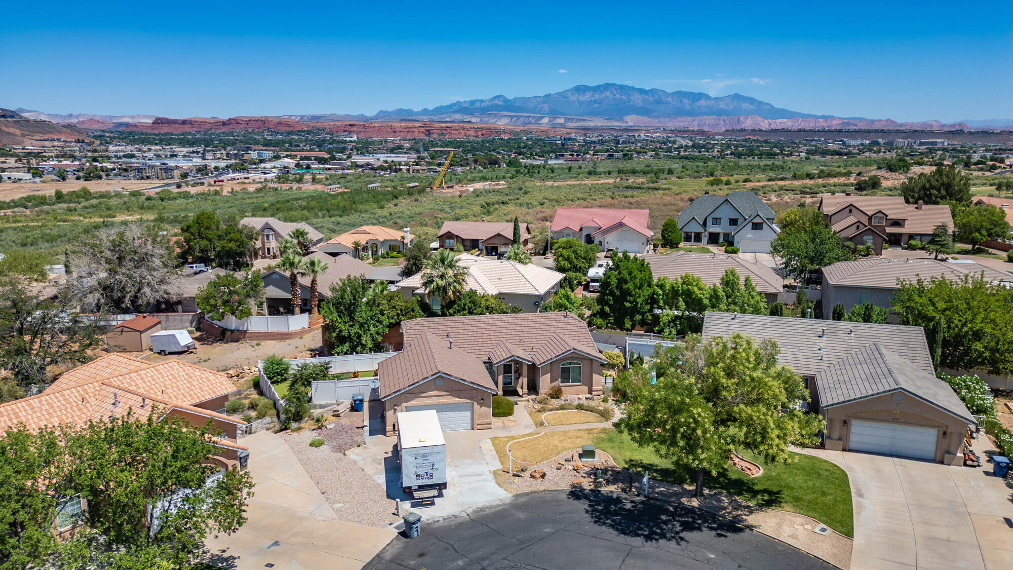 BLOOMINGTON HILLS - Residential