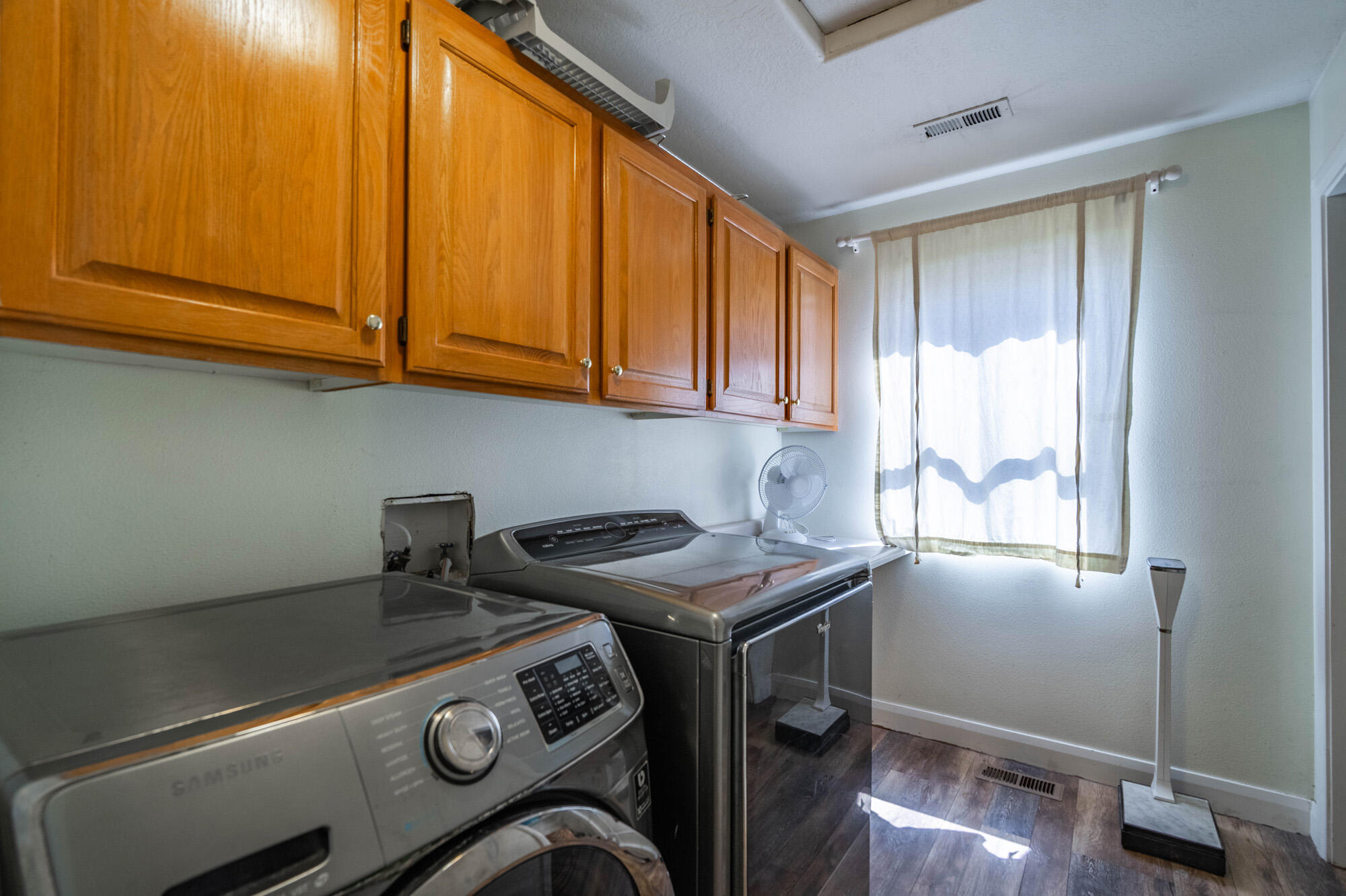 BLOOMINGTON HILLS - Residential
